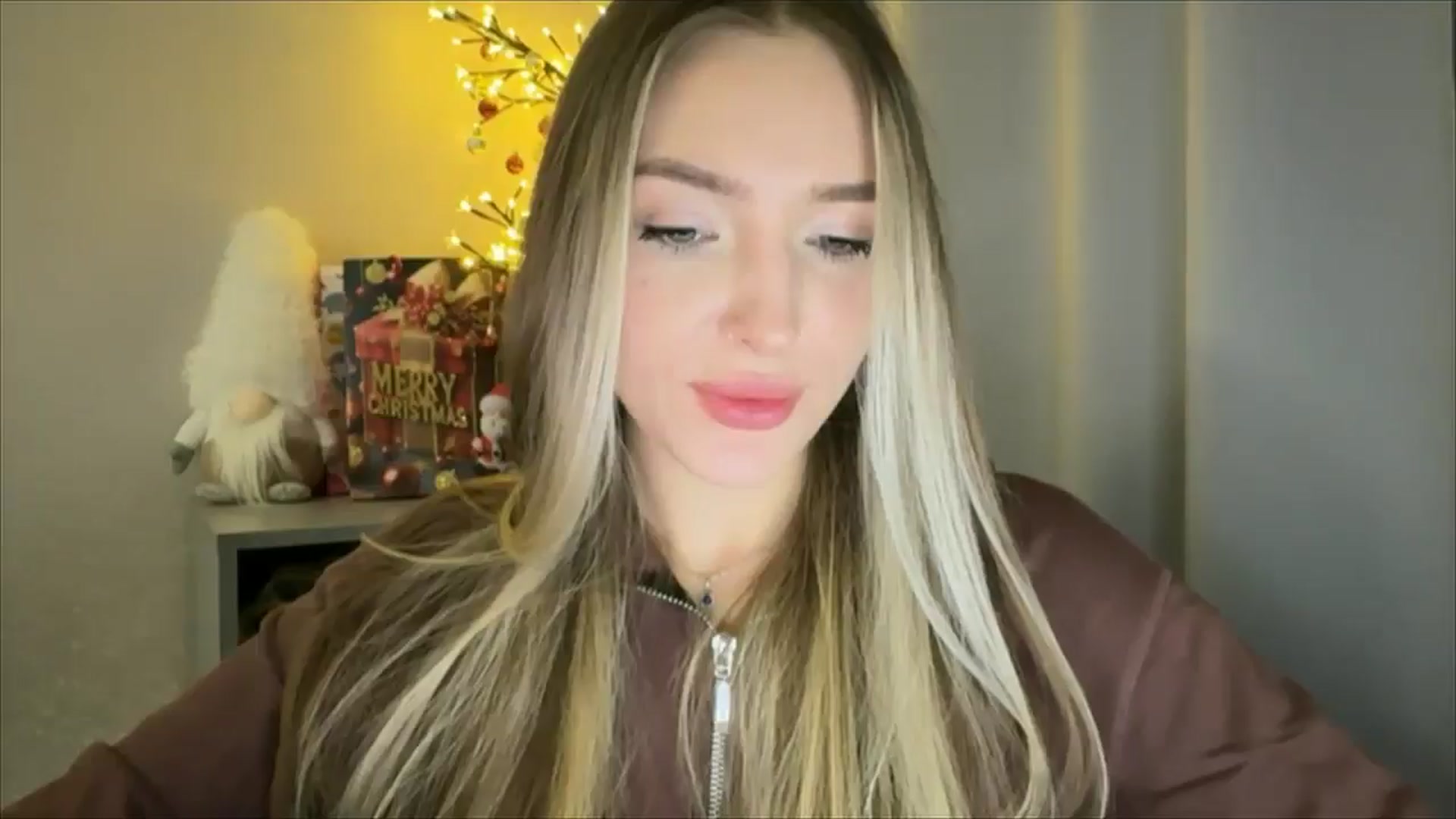 Gallery image thumbnail from My_Diana's myfreecams stream on, 01/17/2025, 16:02 image 16 of 20