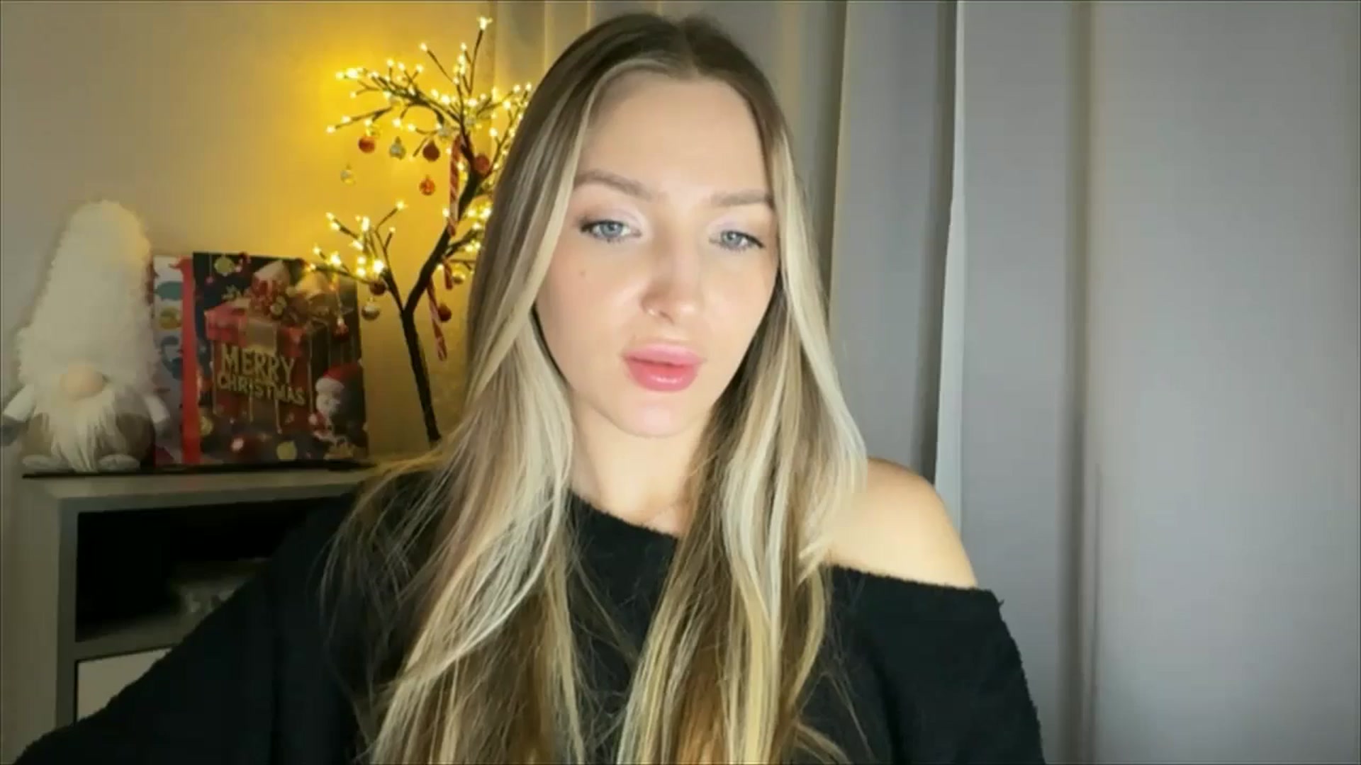 Gallery image thumbnail from My_Diana's myfreecams stream on, 01/21/2025, 23:25 image 10 of 20