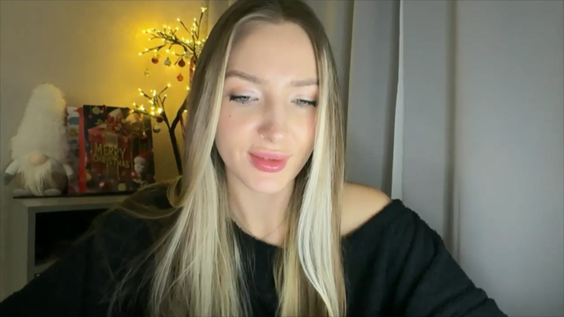 Gallery image thumbnail from My_Diana's myfreecams stream on, 01/21/2025, 23:25 image 4 of 20
