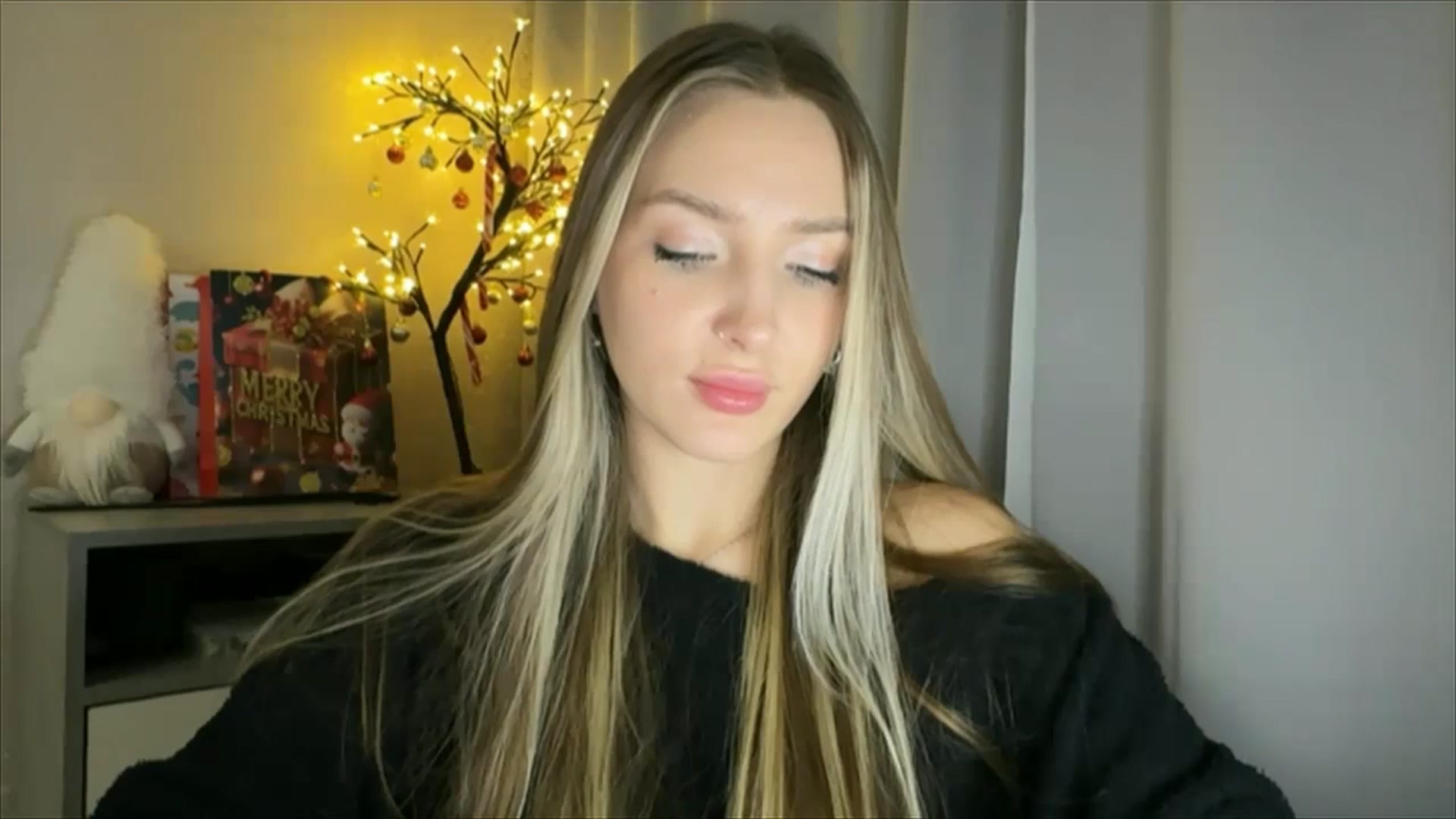 Gallery image thumbnail from My_Diana's myfreecams stream on, 01/21/2025, 23:25 image 12 of 20