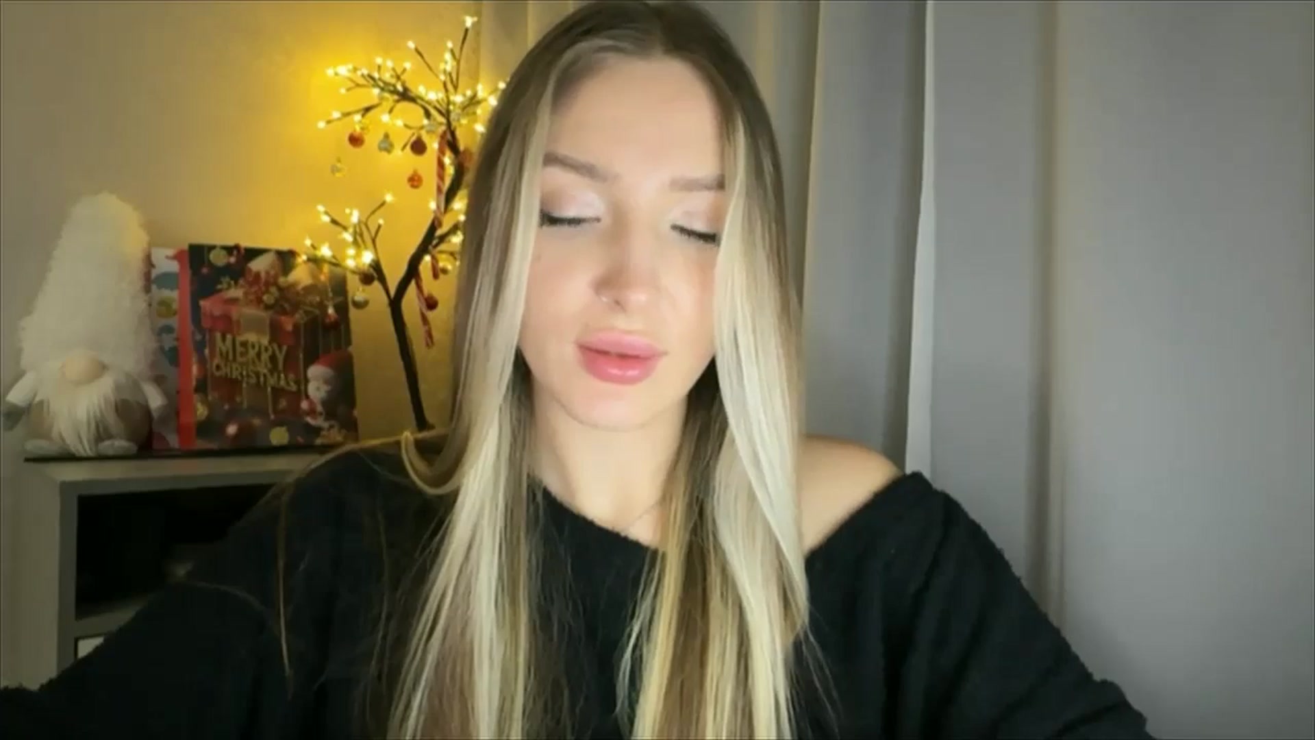 Gallery image thumbnail from My_Diana's myfreecams stream on, 01/21/2025, 23:25 image 16 of 20