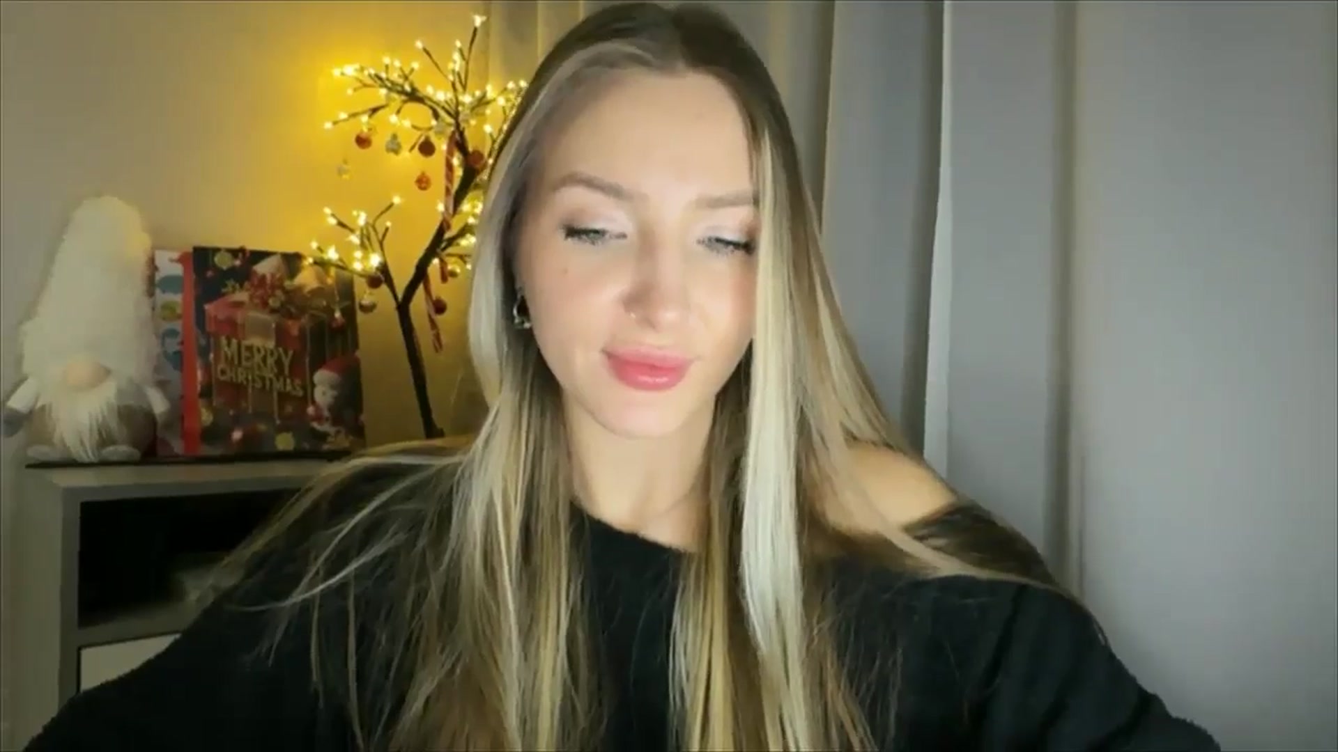 Gallery image thumbnail from My_Diana's myfreecams stream on, 01/21/2025, 23:25 image 13 of 20