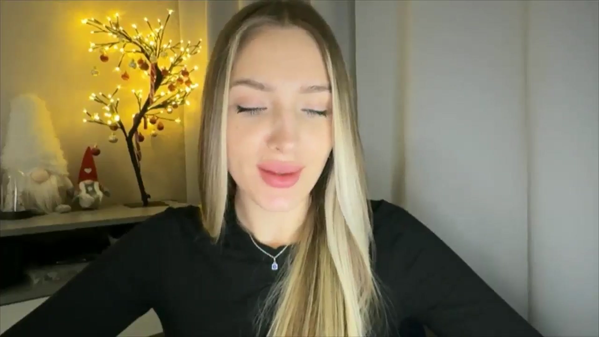 Gallery image thumbnail from My_Diana's myfreecams stream on, 01/22/2025, 16:13 image 3 of 20