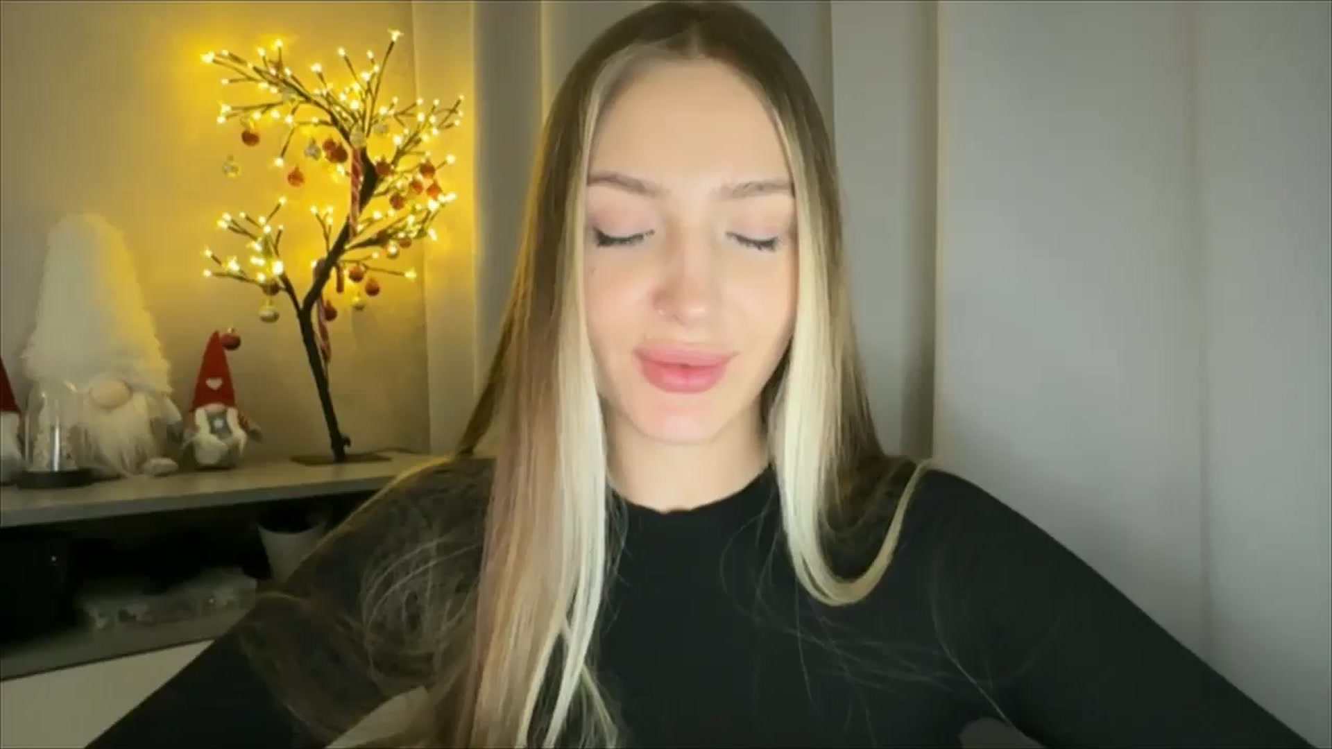 Gallery image thumbnail from My_Diana's myfreecams stream on, 01/22/2025, 16:13 image 17 of 20