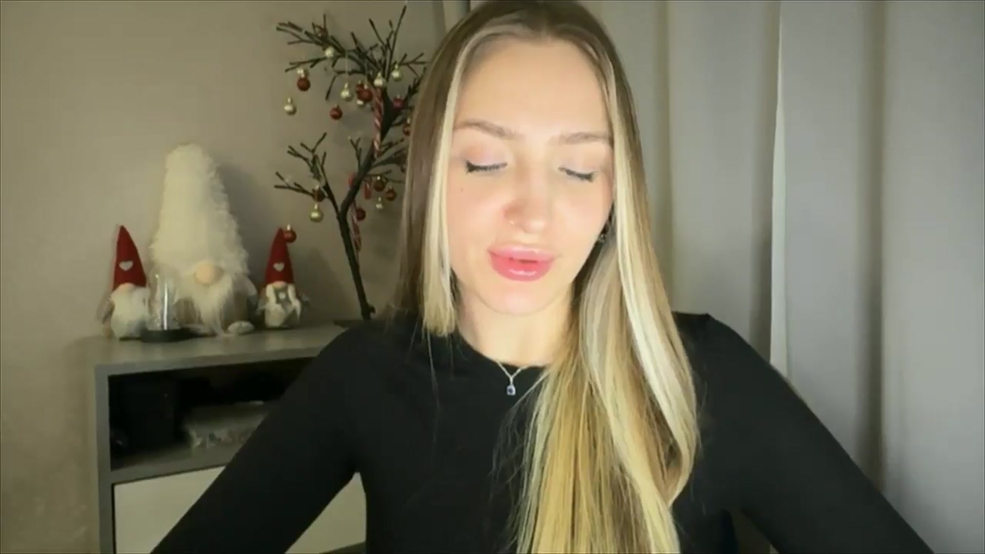 Gallery image thumbnail from My_Diana's myfreecams stream on, 01/22/2025, 23:05 image 16 of 20