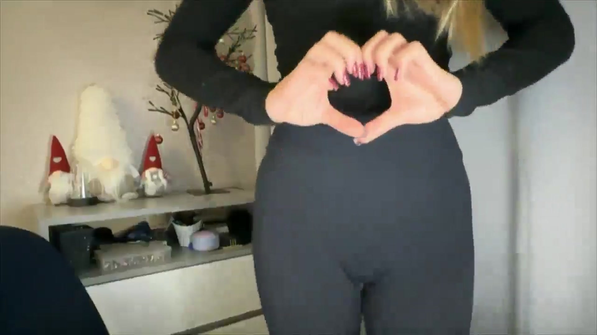 Gallery image thumbnail from My_Diana's myfreecams stream on, 01/22/2025, 23:05 image 11 of 20