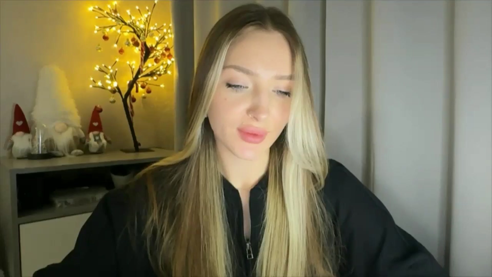 Gallery image thumbnail from My_Diana's myfreecams stream on, 01/23/2025, 17:12 image 14 of 20