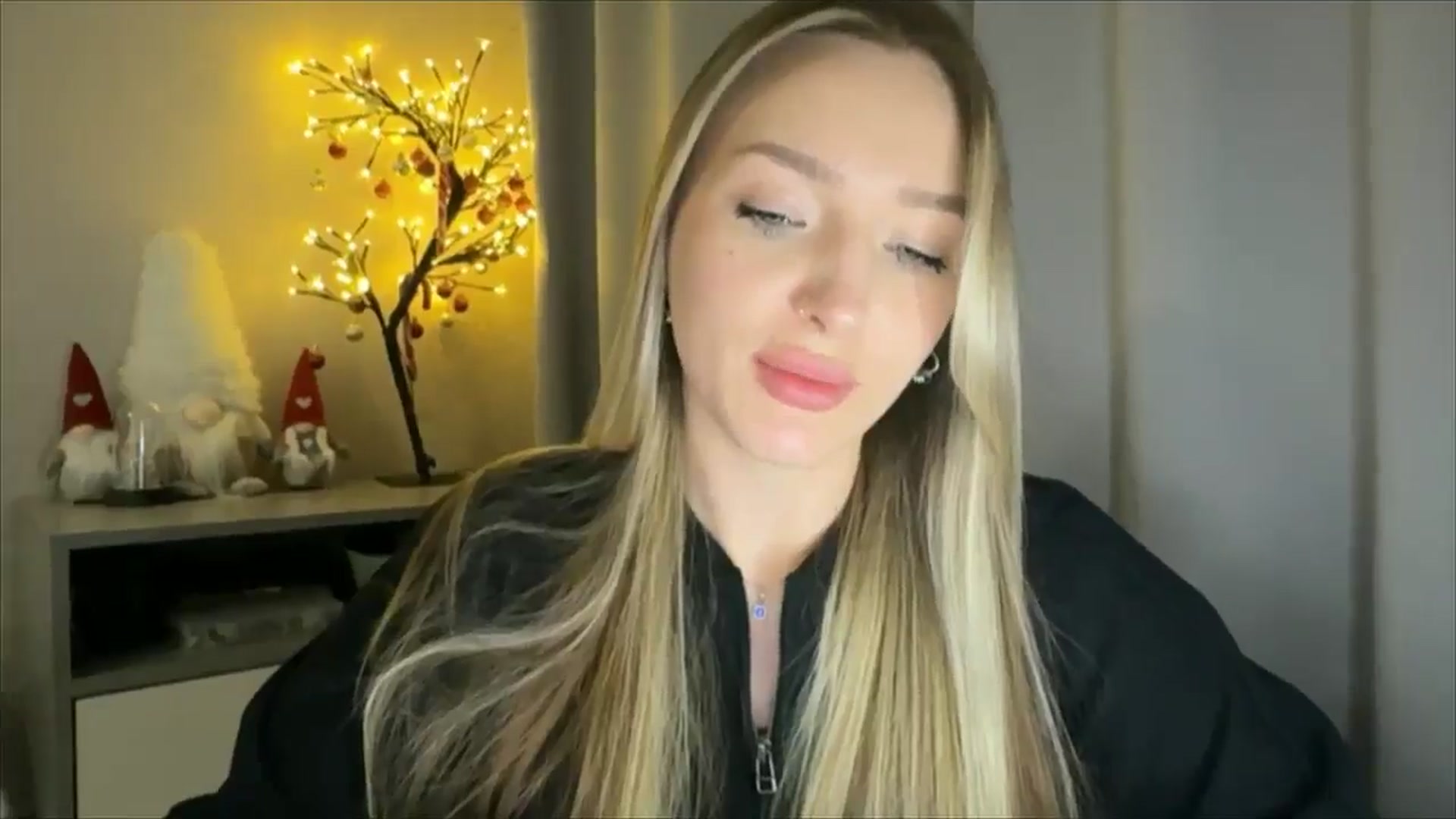 Gallery image thumbnail from My_Diana's myfreecams stream on, 01/23/2025, 17:12 image 8 of 20
