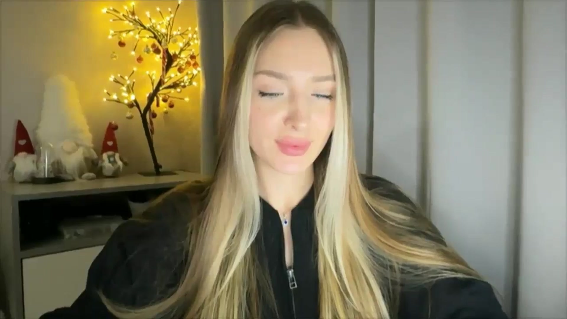 Gallery image thumbnail from My_Diana's myfreecams stream on, 01/23/2025, 17:12 image 13 of 20