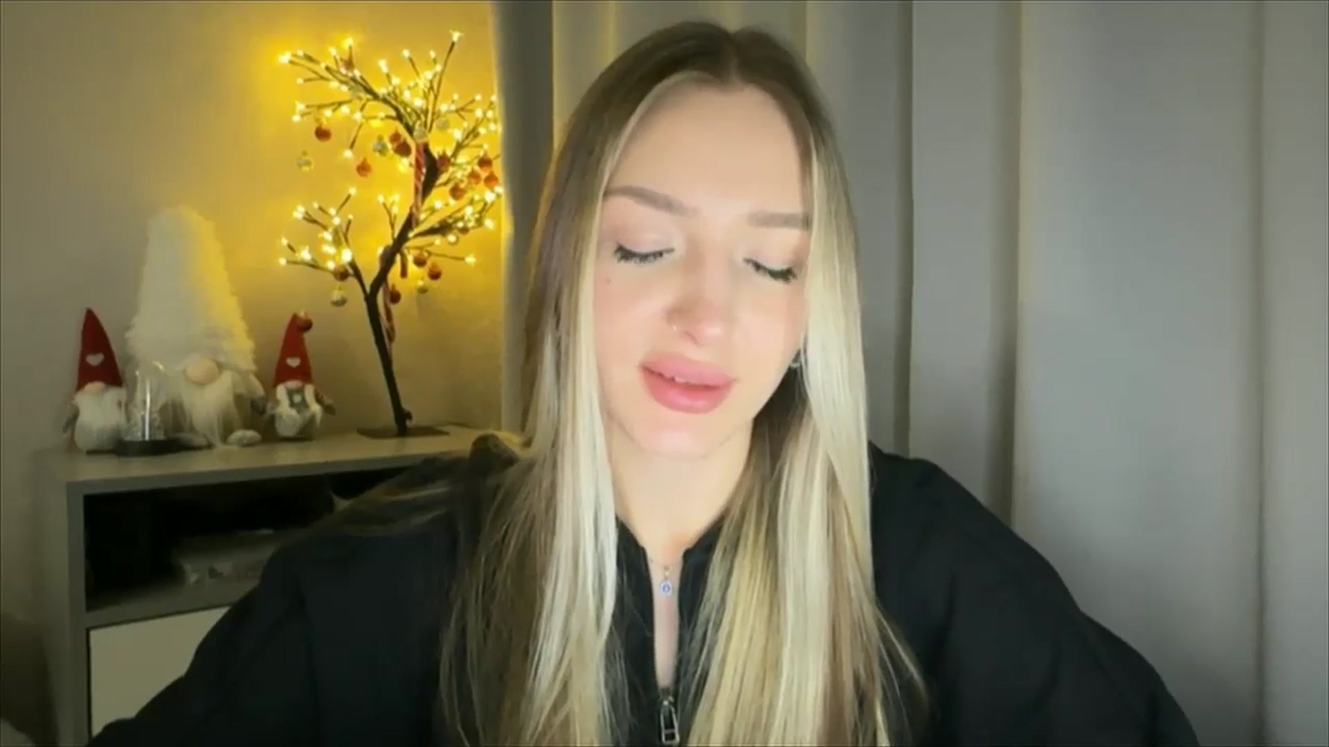Gallery image thumbnail from My_Diana's myfreecams stream on, 01/23/2025, 17:12 image 6 of 20