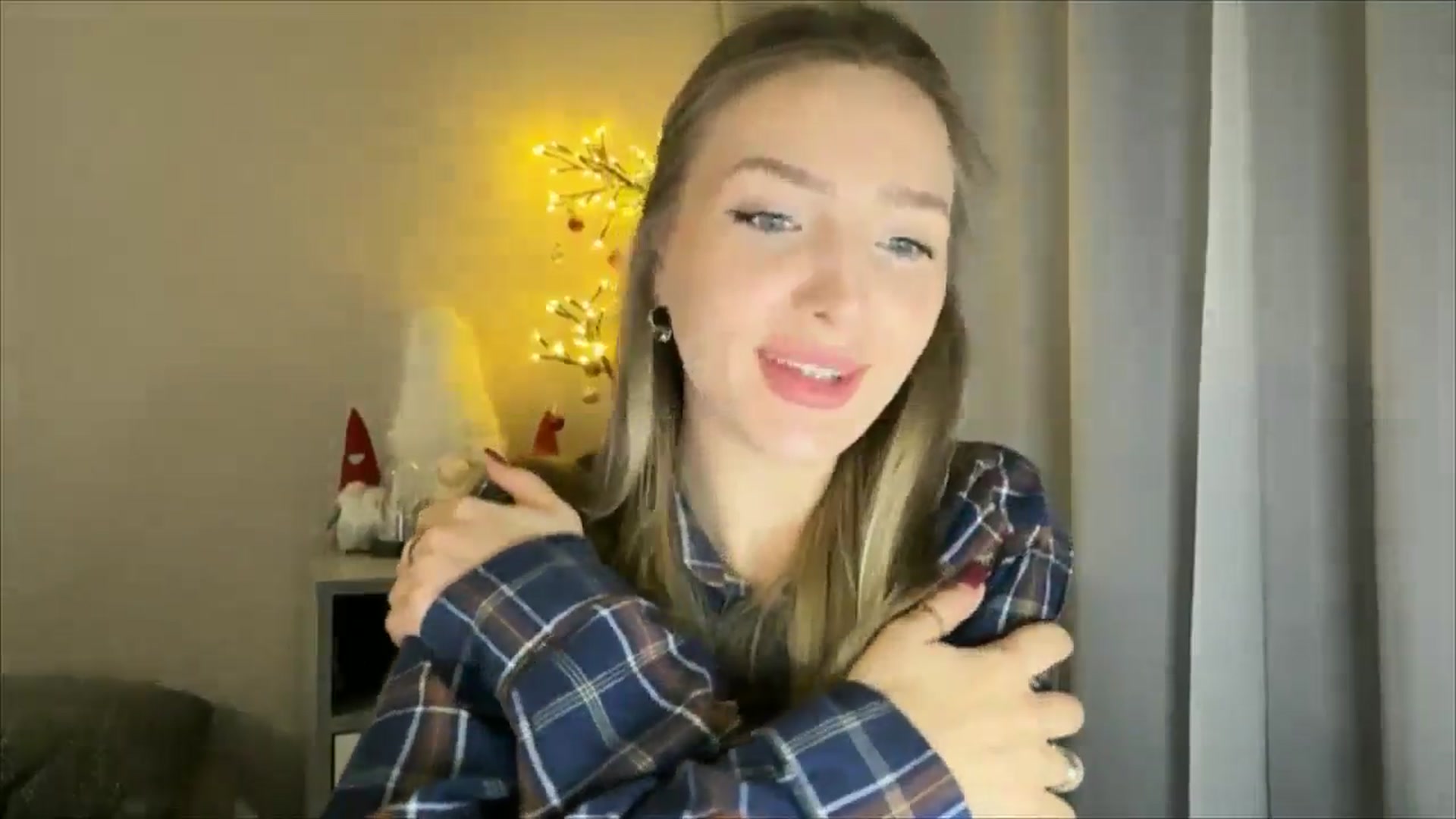 Gallery image thumbnail from My_Diana's myfreecams stream on, 01/24/2025, 16:36 image 15 of 20