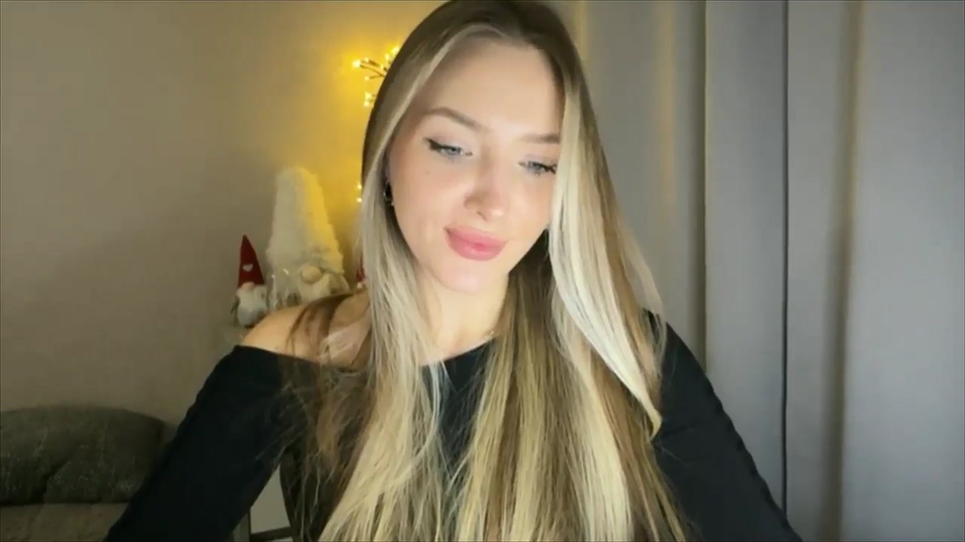 Gallery image thumbnail from My_Diana's myfreecams stream on, 01/25/2025, 17:08 image 14 of 20