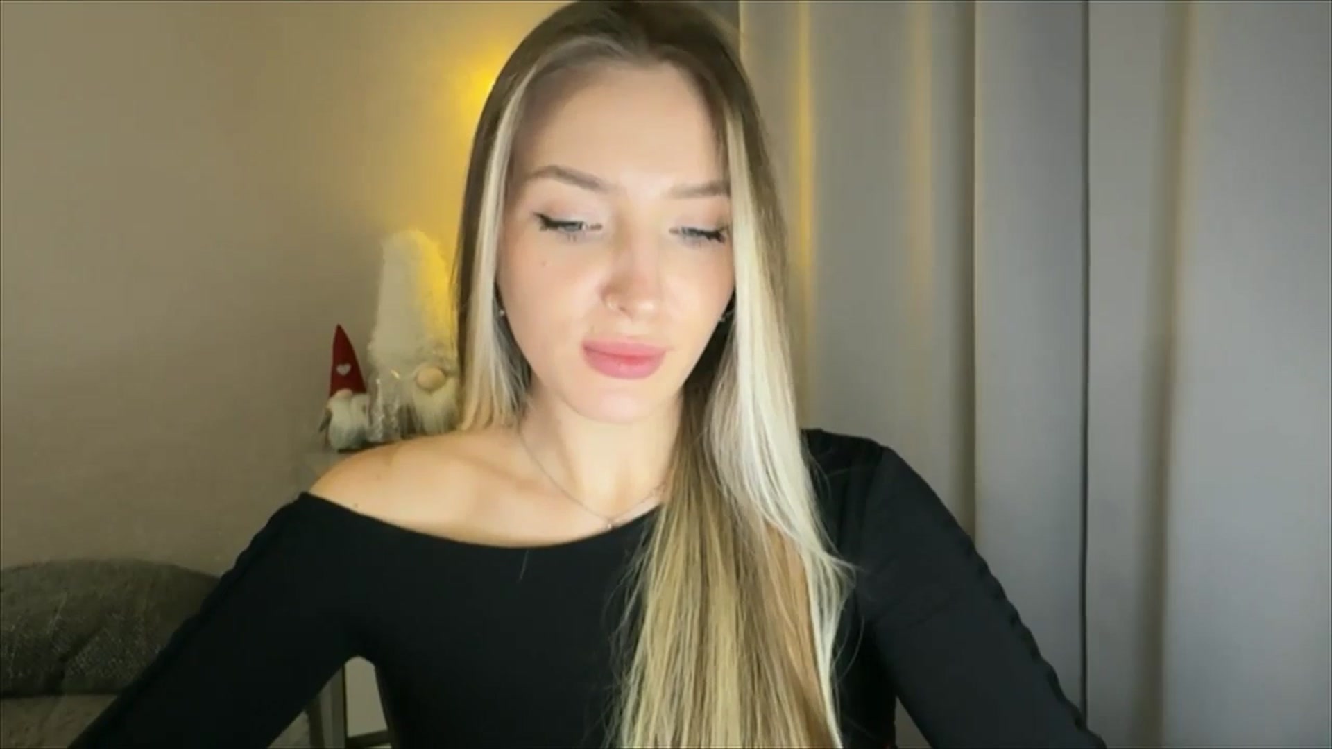 Gallery image thumbnail from My_Diana's myfreecams stream on, 01/25/2025, 17:08 image 7 of 20