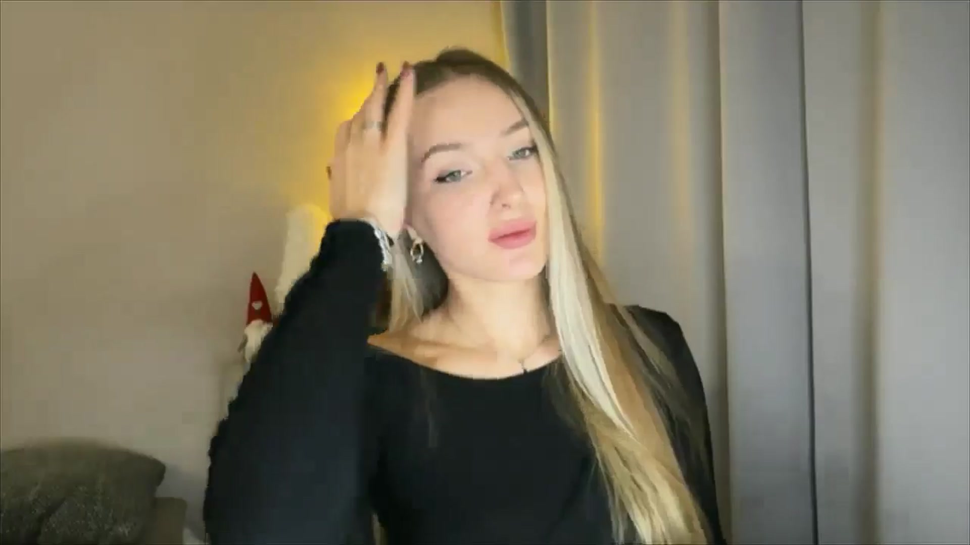 Gallery image thumbnail from My_Diana's myfreecams stream on, 01/25/2025, 17:08 image 3 of 20