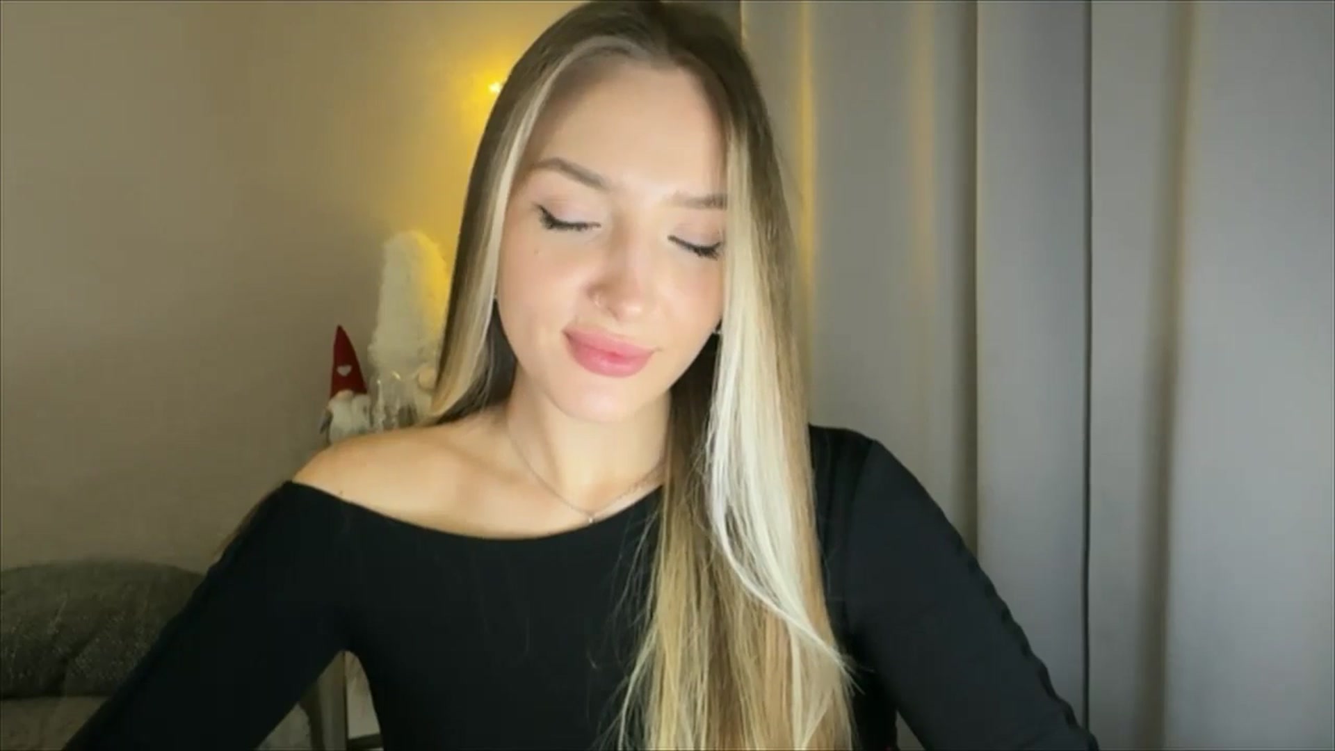 Gallery image thumbnail from My_Diana's myfreecams stream on, 01/25/2025, 17:08 image 9 of 20