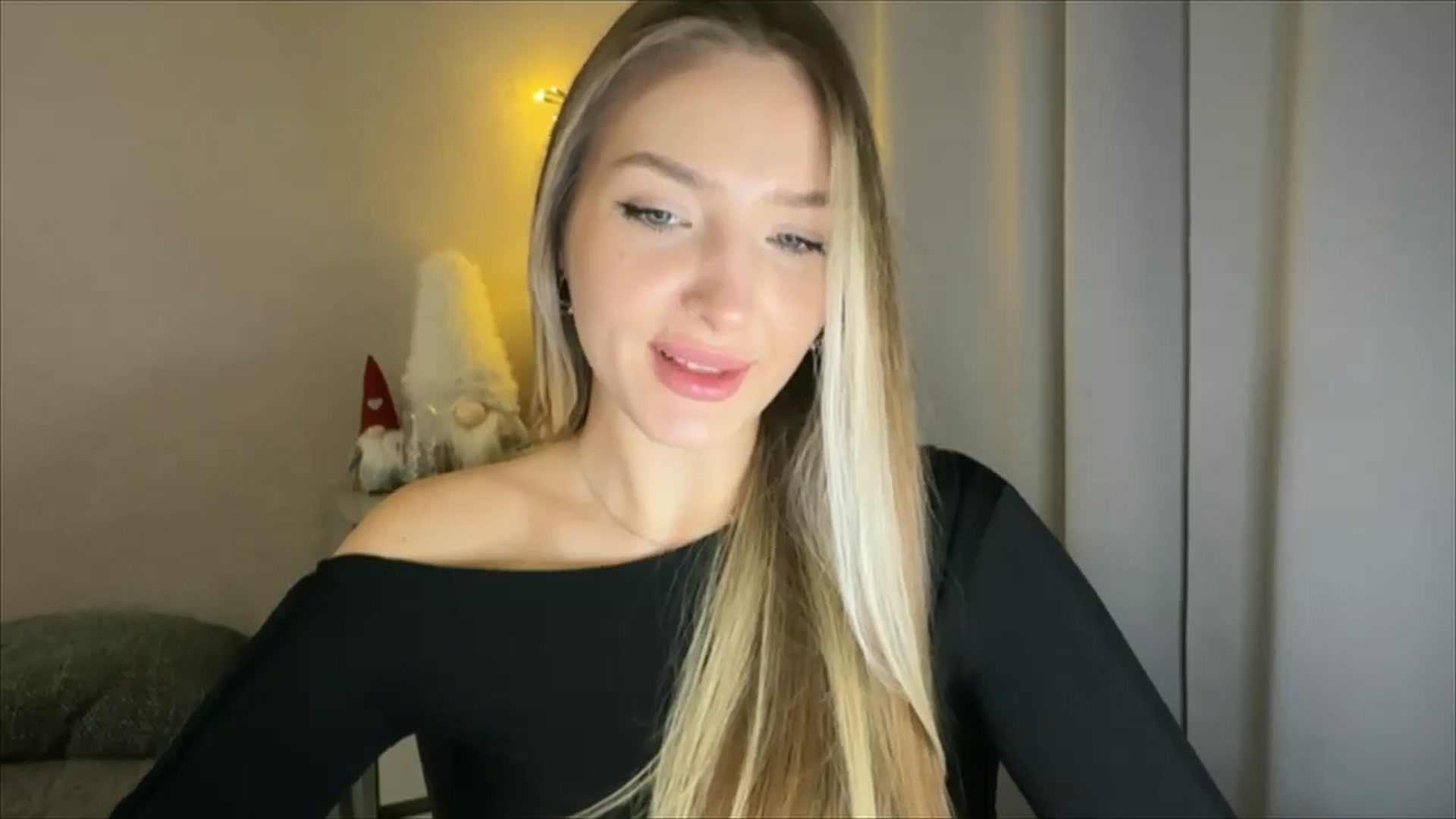 Gallery image thumbnail from My_Diana's myfreecams stream on, 01/25/2025, 17:08 image 17 of 20