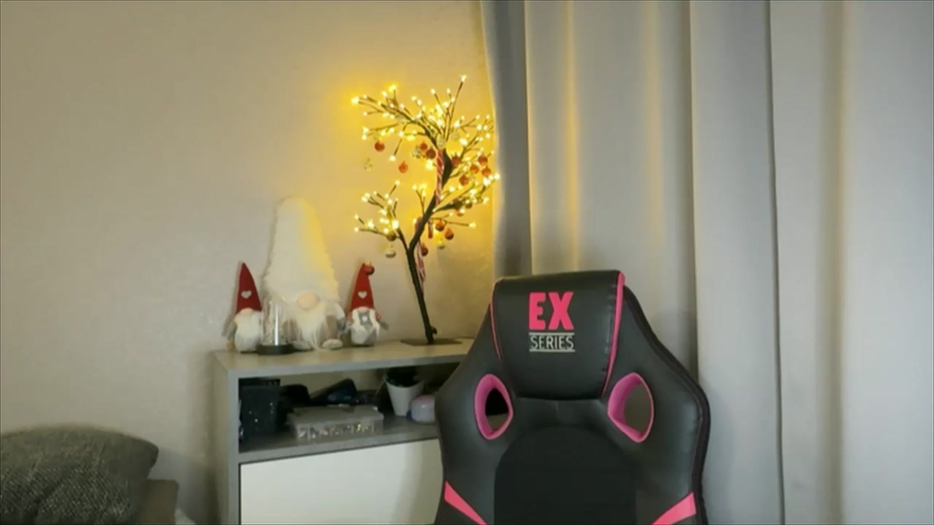 Gallery image thumbnail from My_Diana's myfreecams stream on, 01/25/2025, 17:08 image 1 of 20