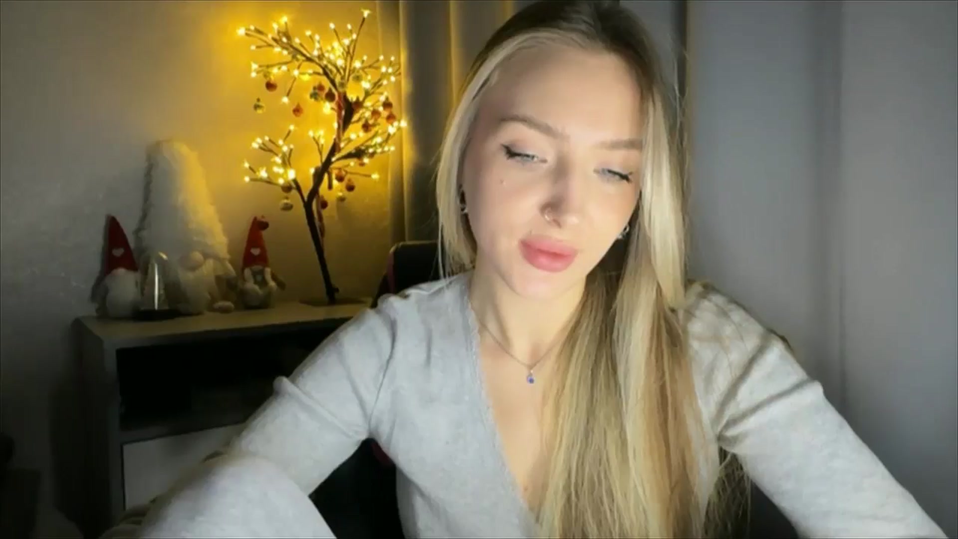Gallery image thumbnail from My_Diana's myfreecams stream on, 01/26/2025, 17:10 image 10 of 20