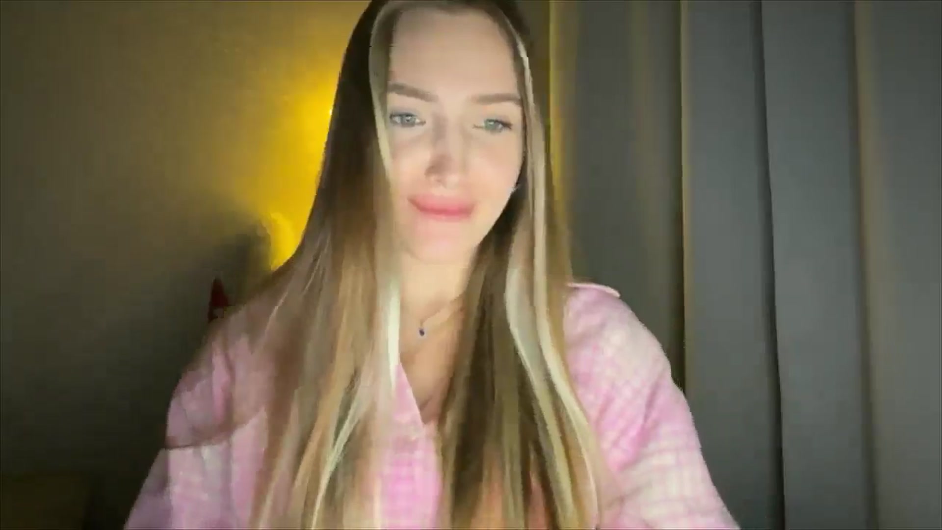 Gallery image thumbnail from My_Diana's myfreecams stream on, 01/28/2025, 22:29 image 19 of 20
