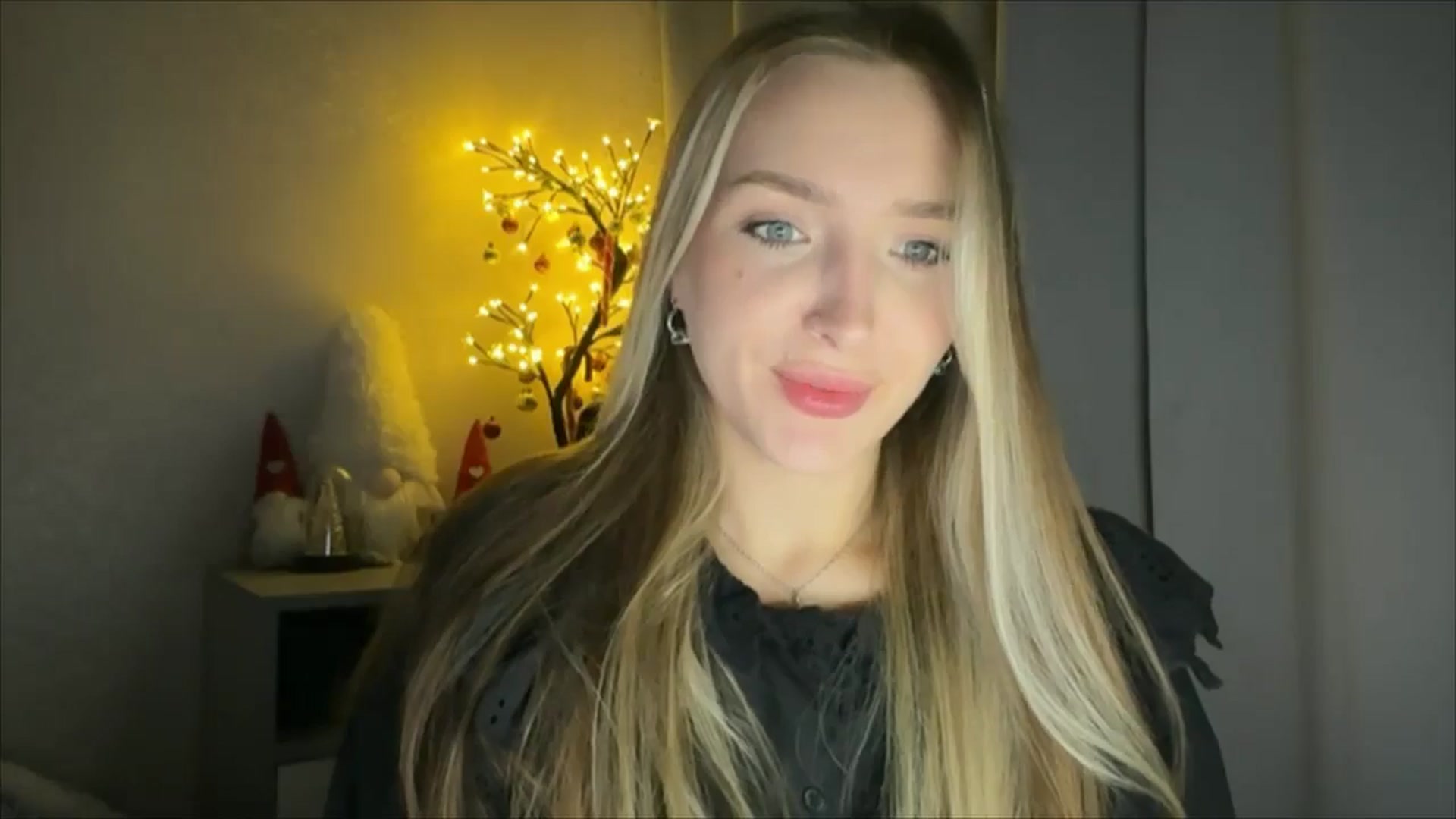 Gallery image thumbnail from My_Diana's myfreecams stream on, 01/29/2025, 16:49 image 11 of 20