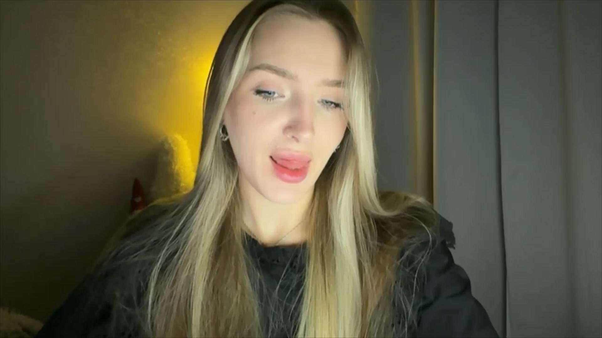 Gallery image thumbnail from My_Diana's myfreecams stream on, 01/29/2025, 16:49 image 9 of 20