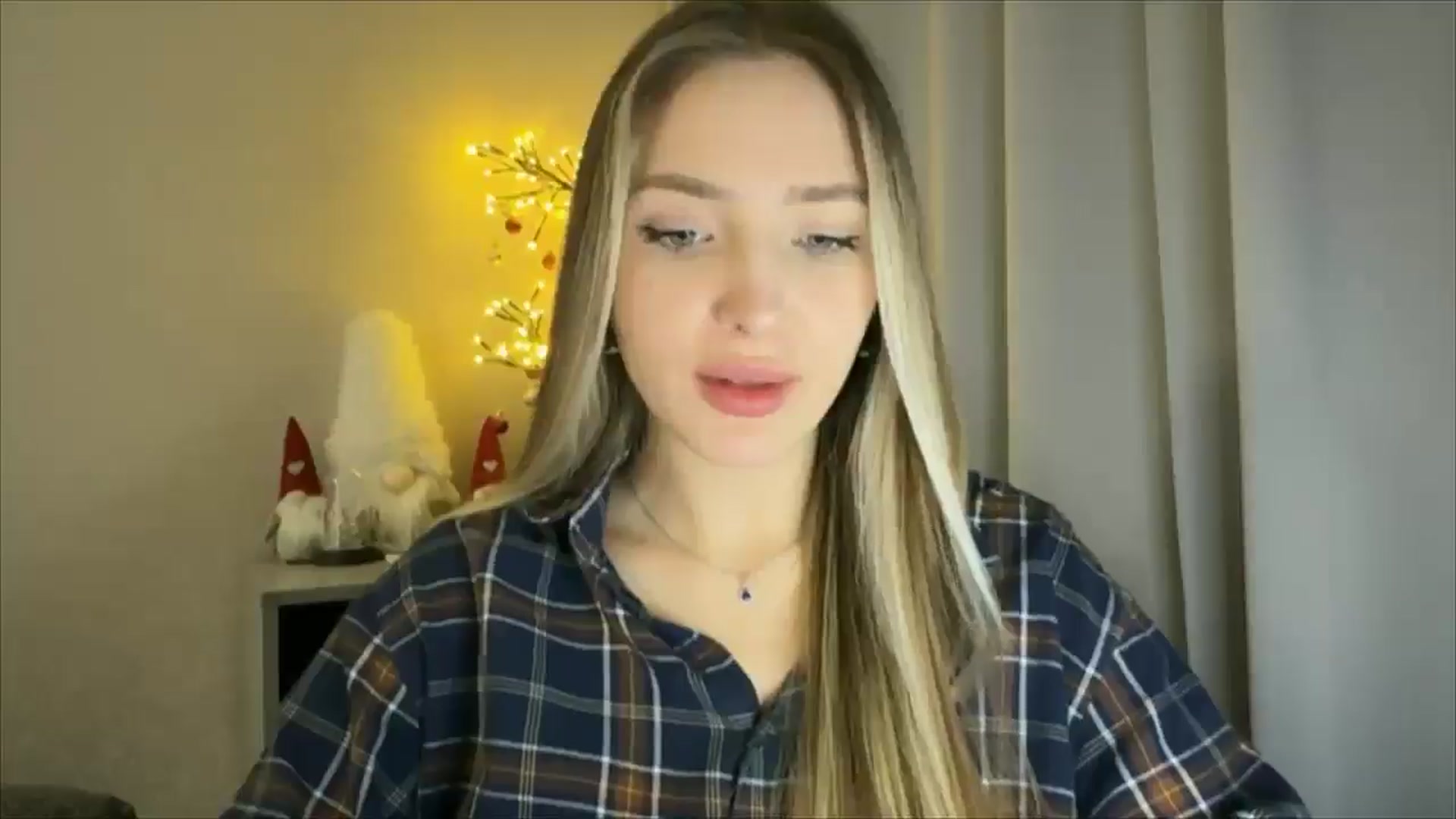 Gallery image thumbnail from My_Diana's myfreecams stream on, 01/31/2025, 22:34 image 14 of 20