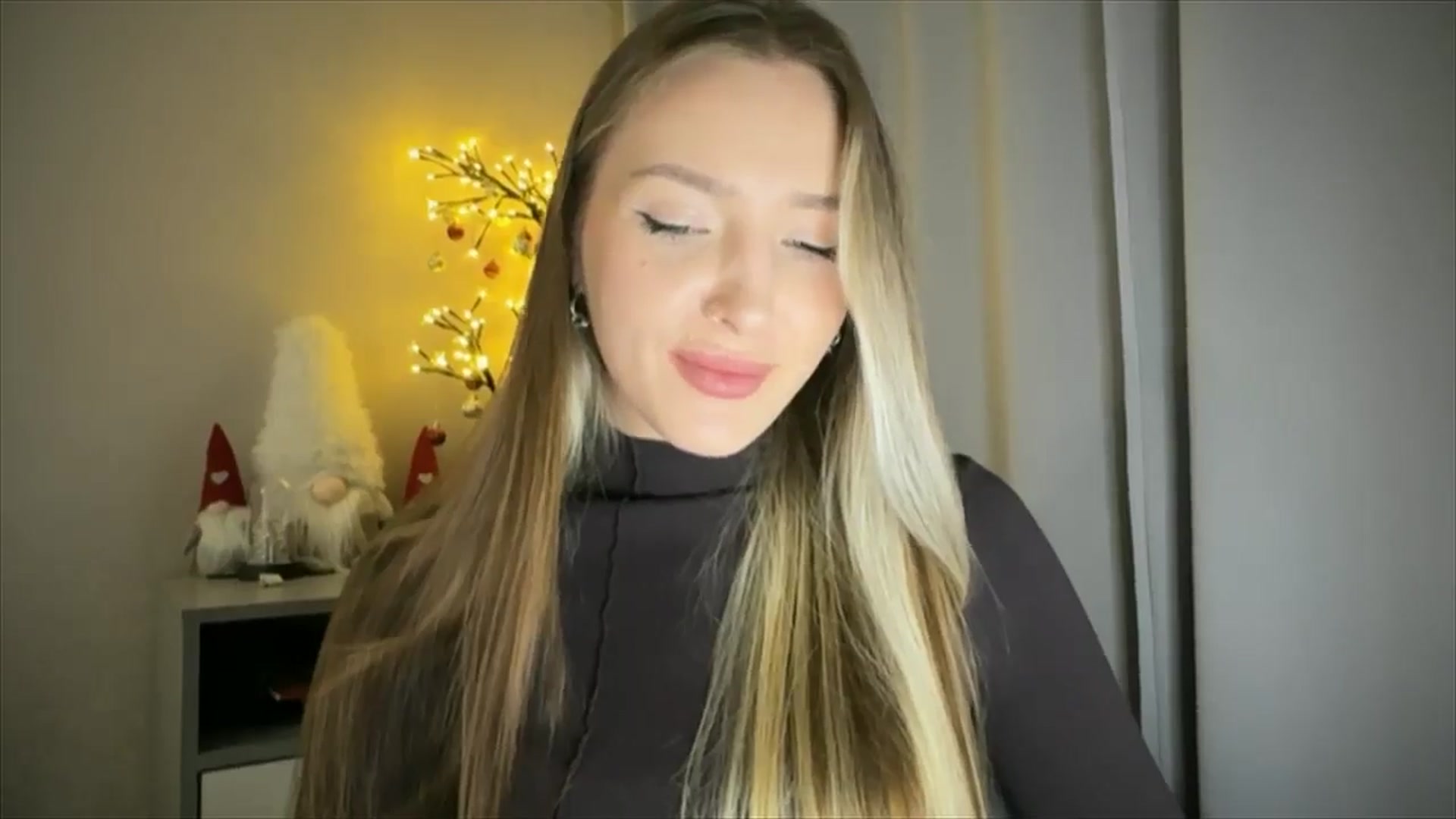 Gallery image thumbnail from My_Diana's myfreecams stream on, 02/01/2025, 15:59 image 10 of 20