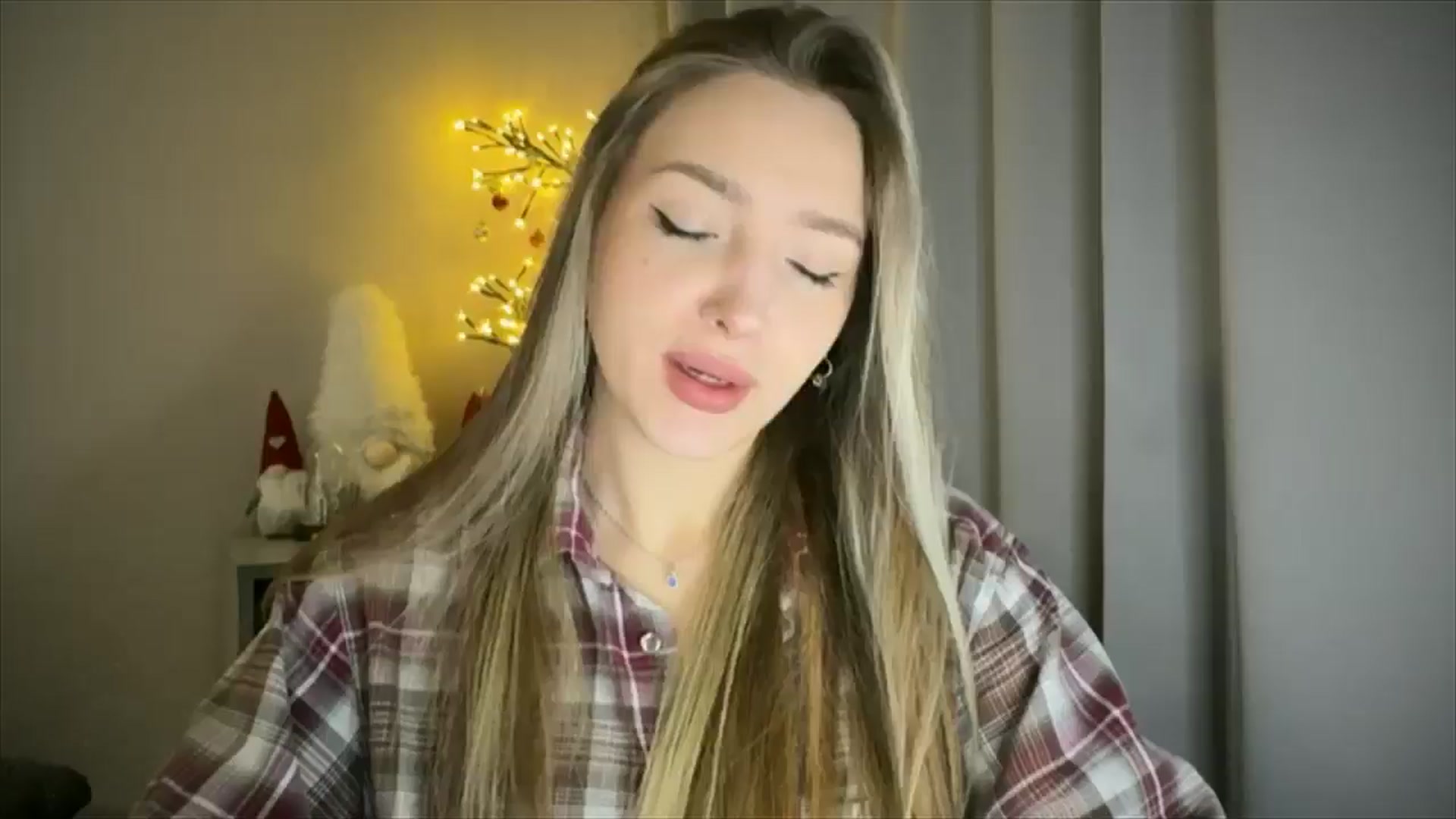 Gallery image thumbnail from My_Diana's myfreecams stream on, 02/02/2025, 17:01 image 2 of 20