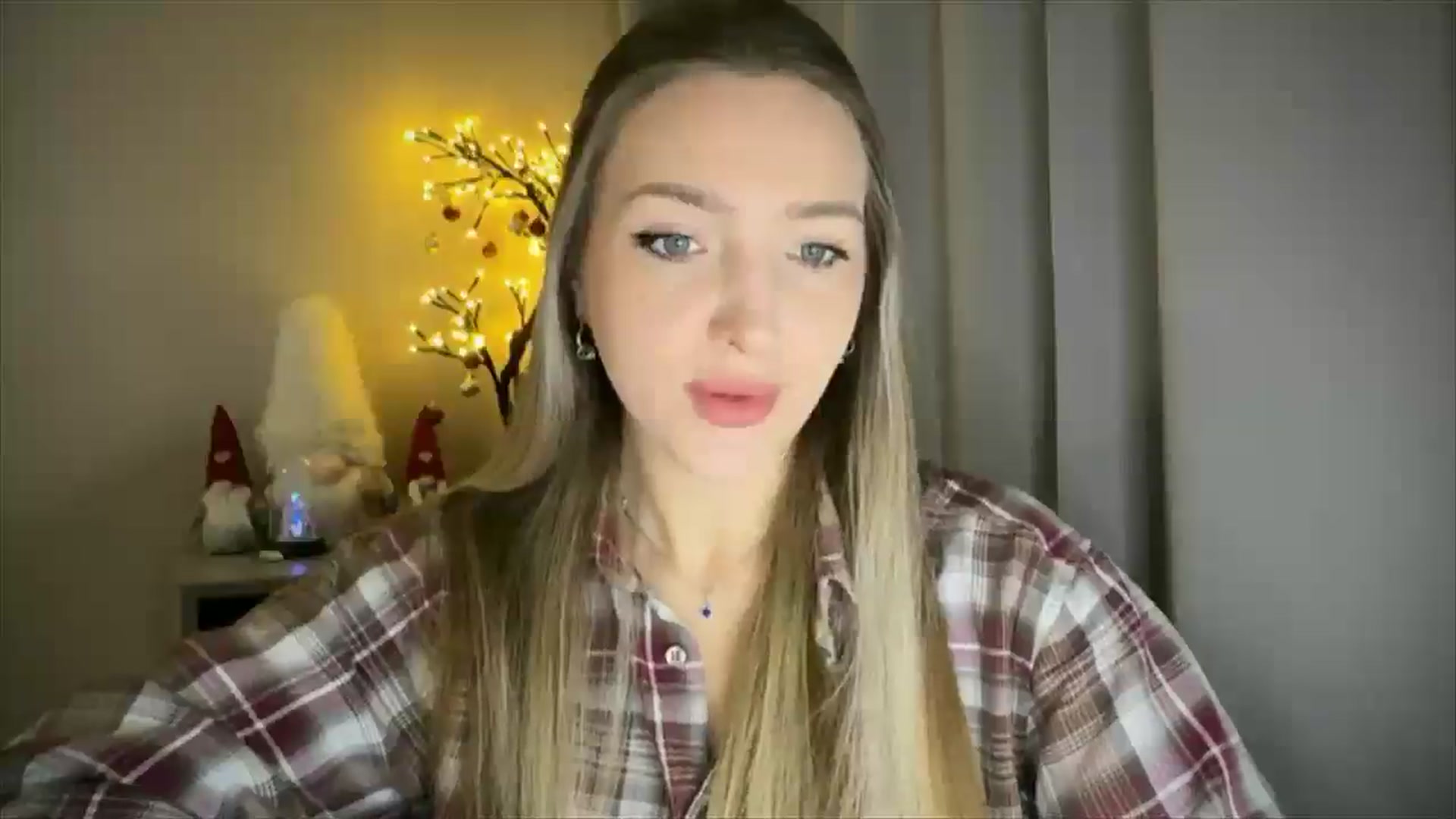 Gallery image thumbnail from My_Diana's myfreecams stream on, 02/02/2025, 17:01 image 11 of 20