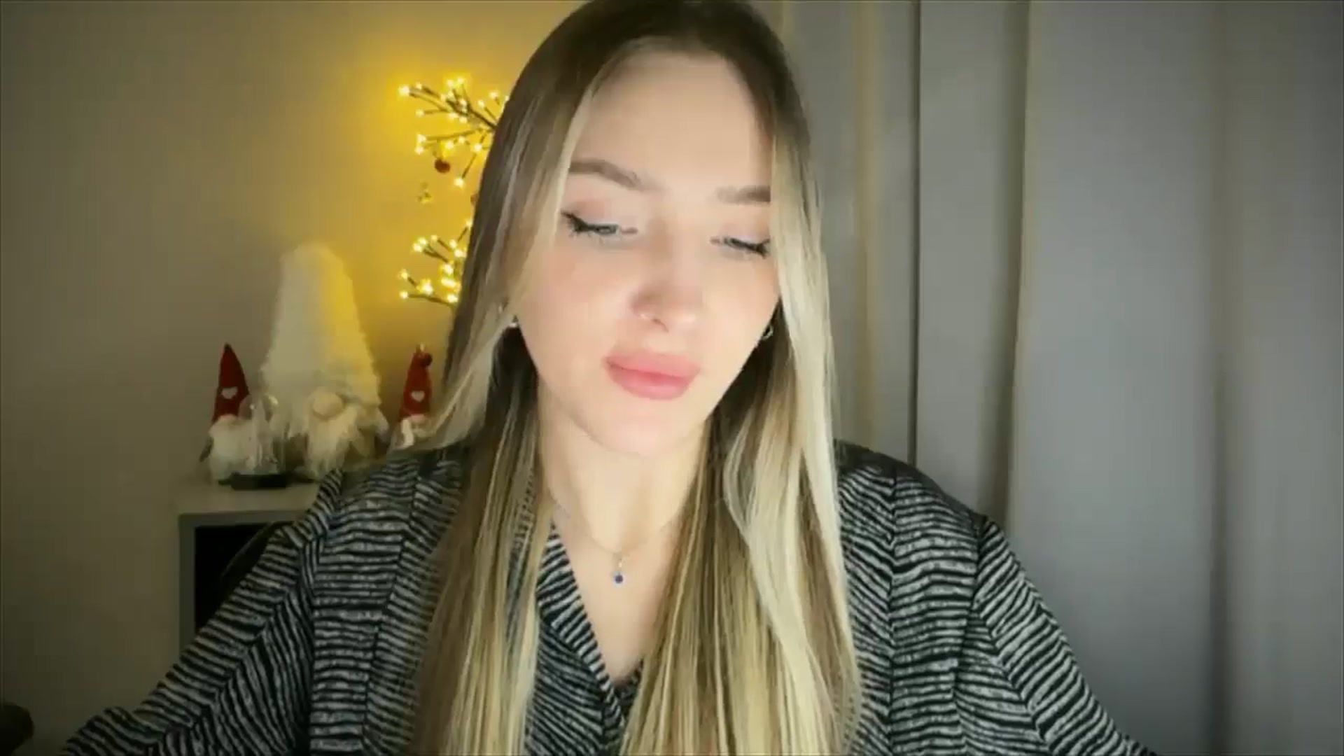 Gallery image thumbnail from My_Diana's myfreecams stream on, 02/04/2025, 20:57 image 12 of 20