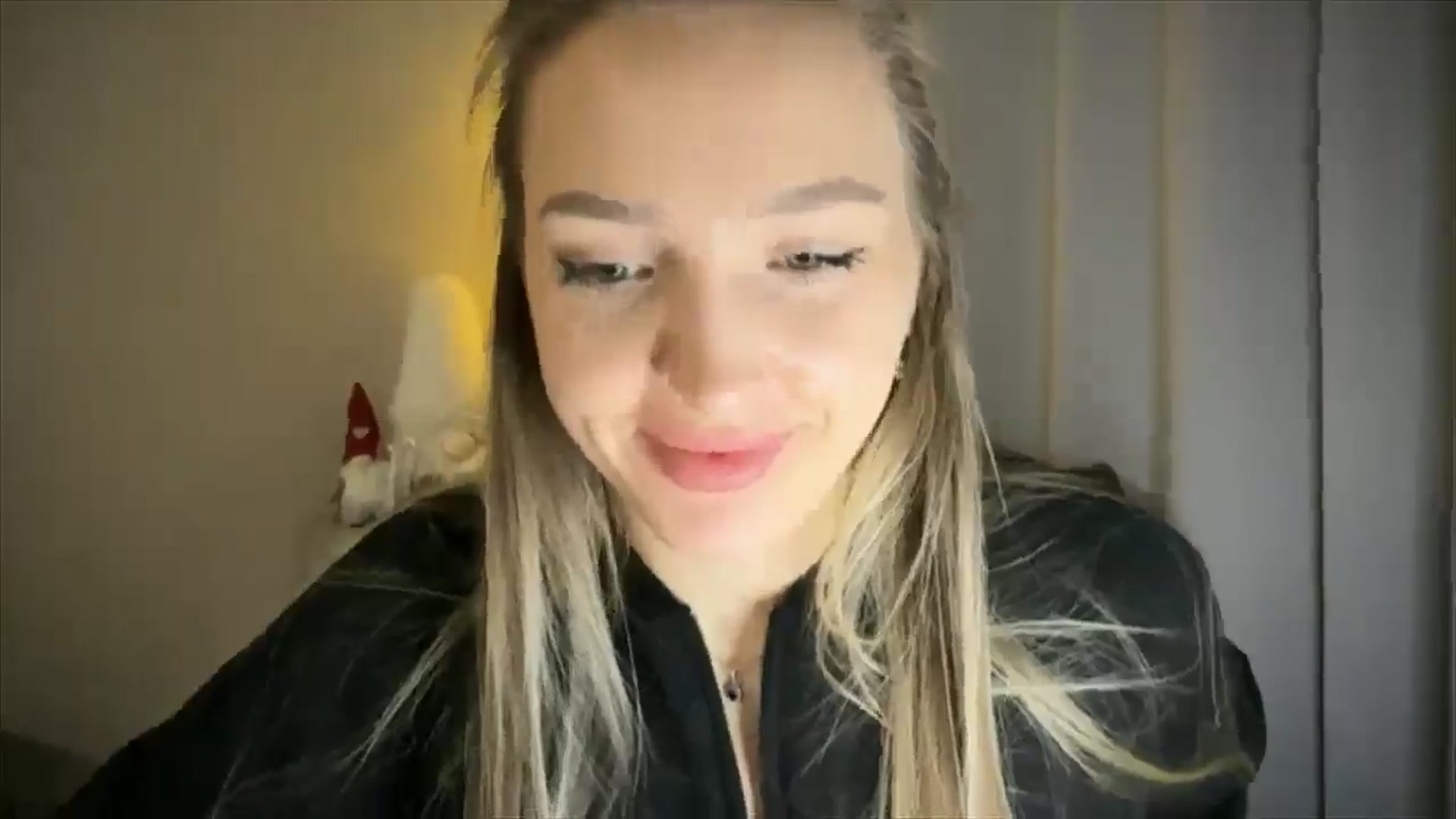 Gallery image thumbnail from My_Diana's myfreecams stream on, 02/05/2025, 21:54 image 9 of 20