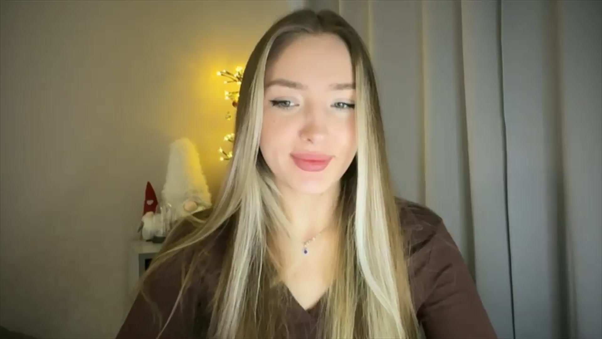 Gallery image thumbnail from My_Diana's myfreecams stream on, 02/06/2025, 14:17 image 3 of 20