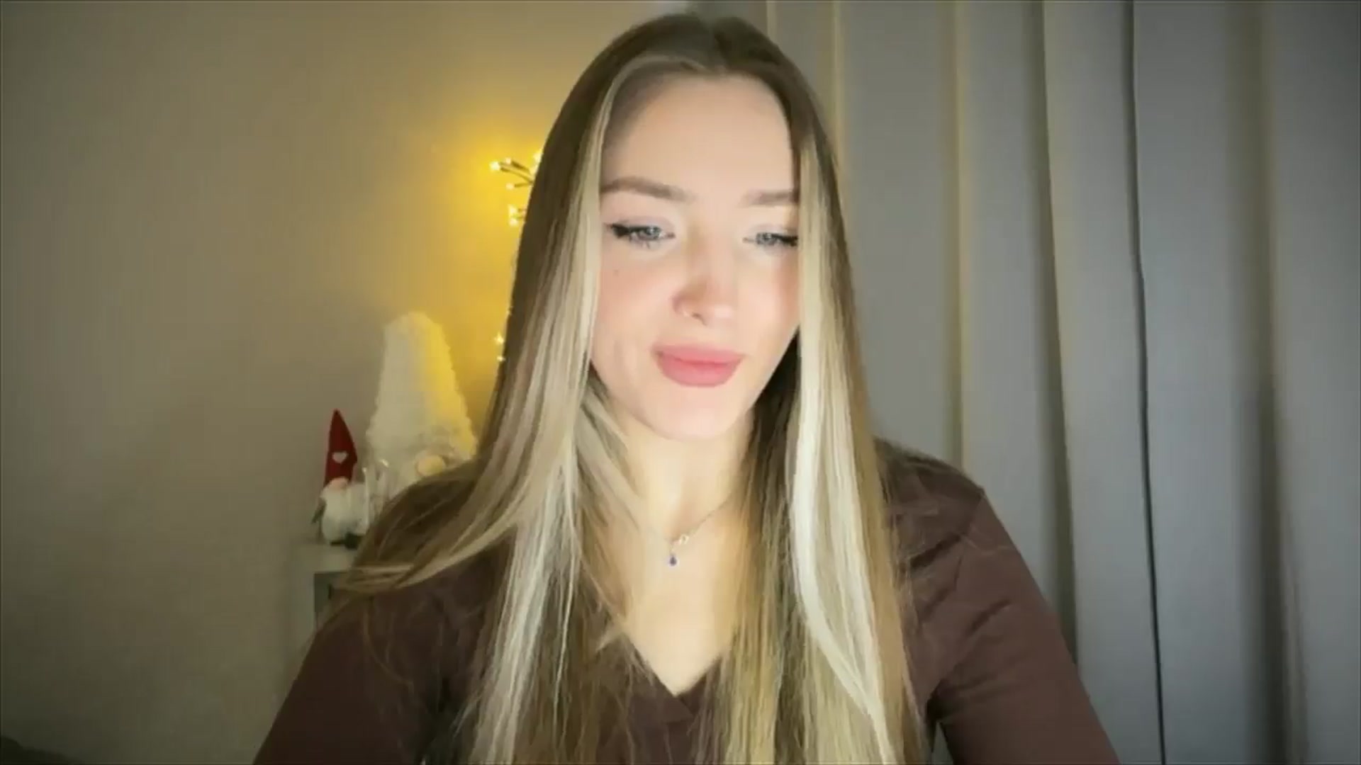 Gallery image thumbnail from My_Diana's myfreecams stream on, 02/06/2025, 14:17 image 4 of 20