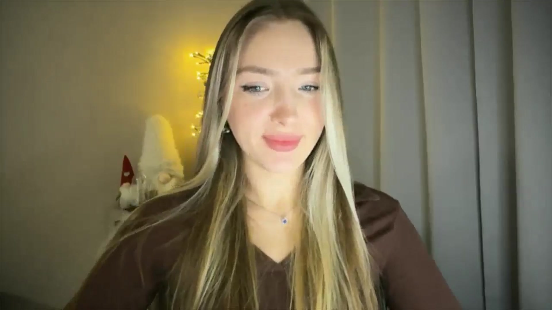 Gallery image thumbnail from My_Diana's myfreecams stream on, 02/06/2025, 16:02 image 11 of 20