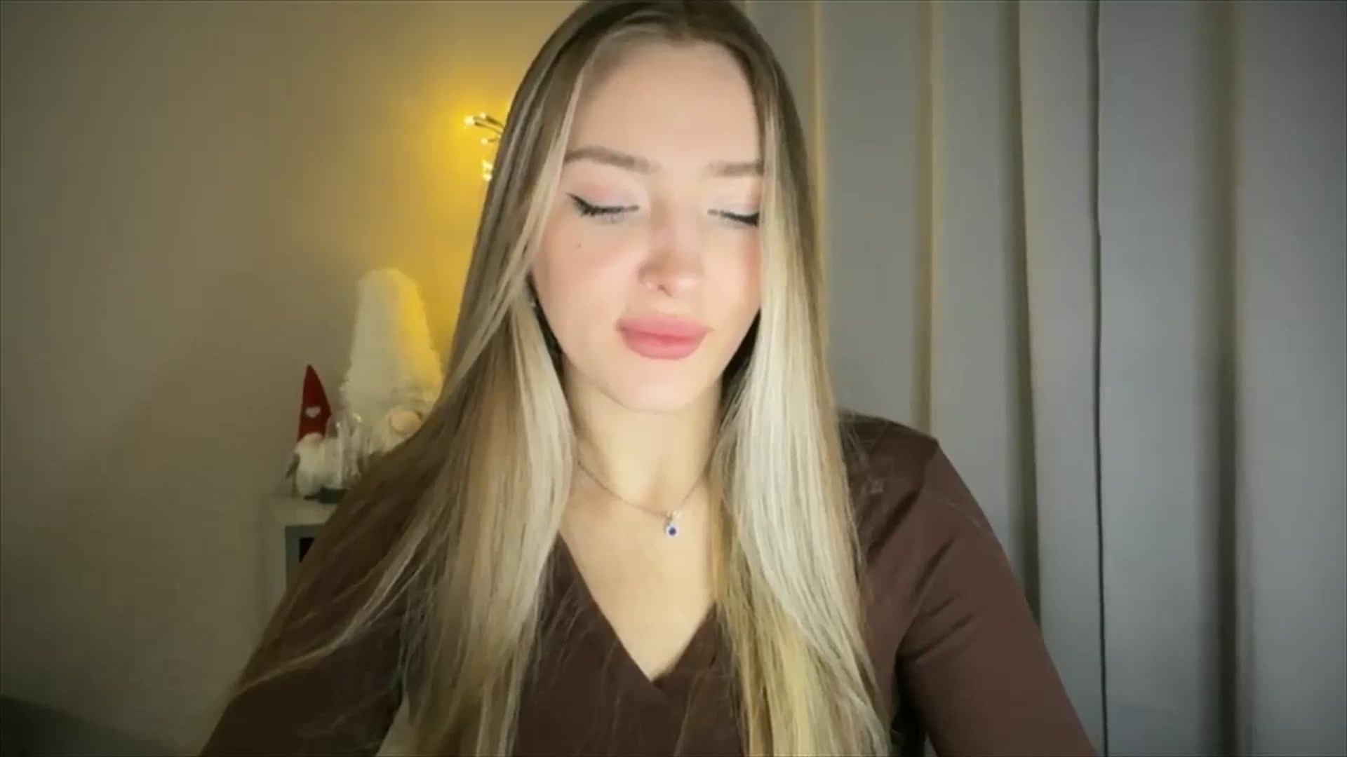 Gallery image thumbnail from My_Diana's myfreecams stream on, 02/06/2025, 16:02 image 3 of 20
