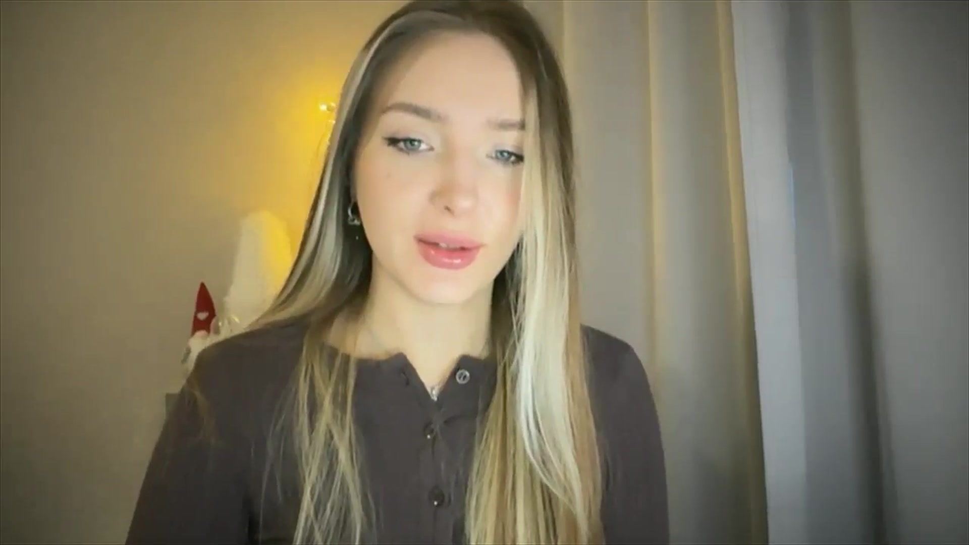 Gallery image thumbnail from My_Diana's myfreecams stream on, 02/09/2025, 16:11 image 2 of 20