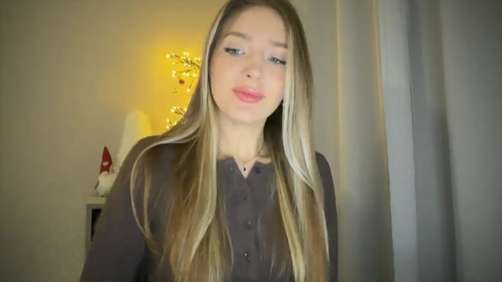Gallery image thumbnail from My_Diana's myfreecams stream on, 02/09/2025, 16:11 image 9 of 20