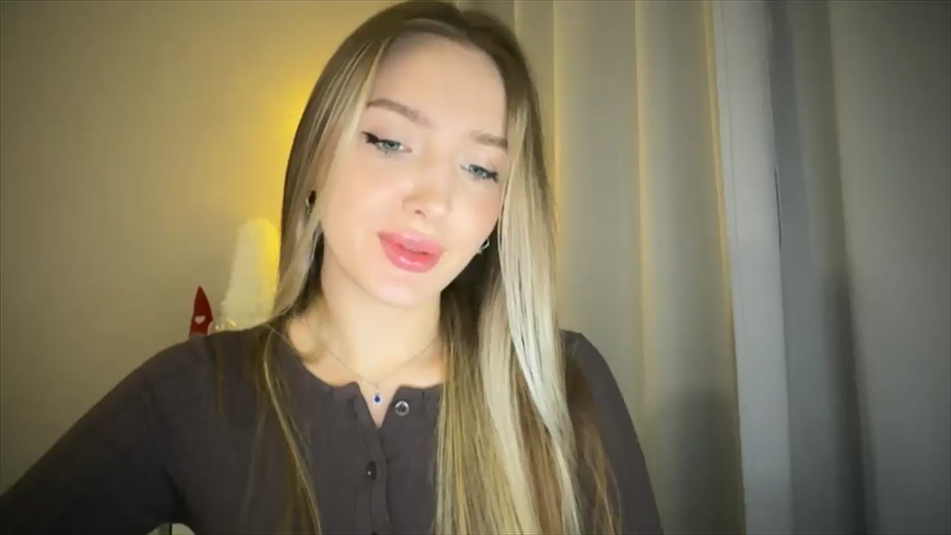 Gallery image thumbnail from My_Diana's myfreecams stream on, 02/09/2025, 16:11 image 13 of 20