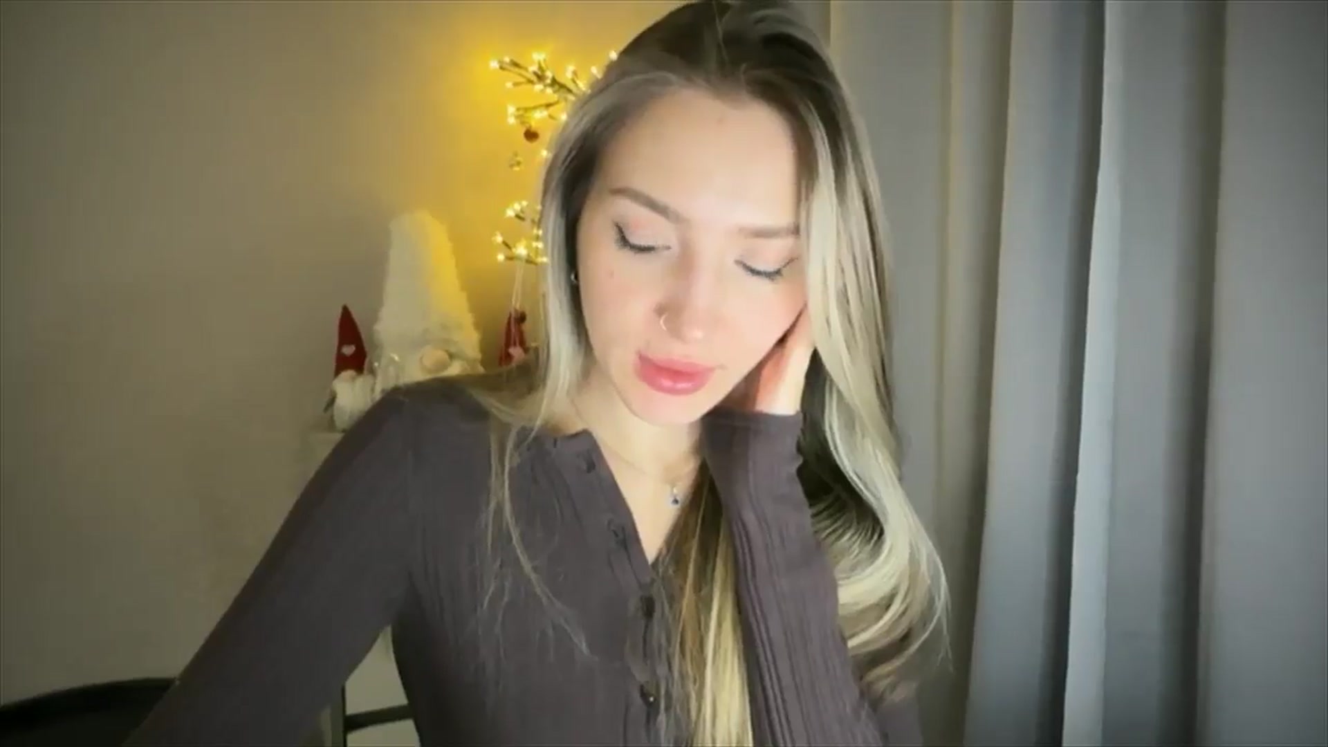 Gallery image thumbnail from My_Diana's myfreecams stream on, 02/09/2025, 21:50 image 19 of 20