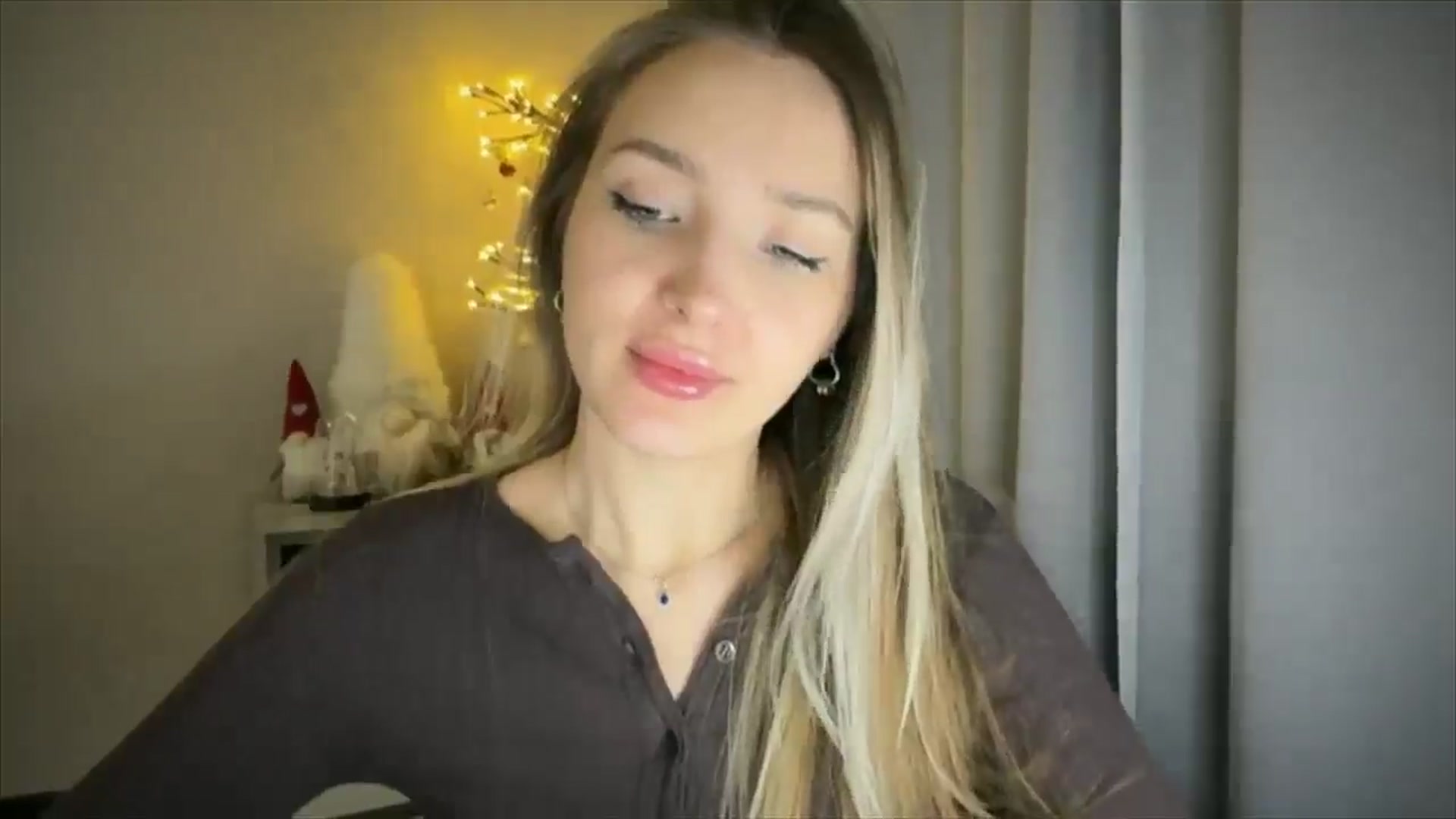 Gallery image thumbnail from My_Diana's myfreecams stream on, 02/09/2025, 21:50 image 8 of 20