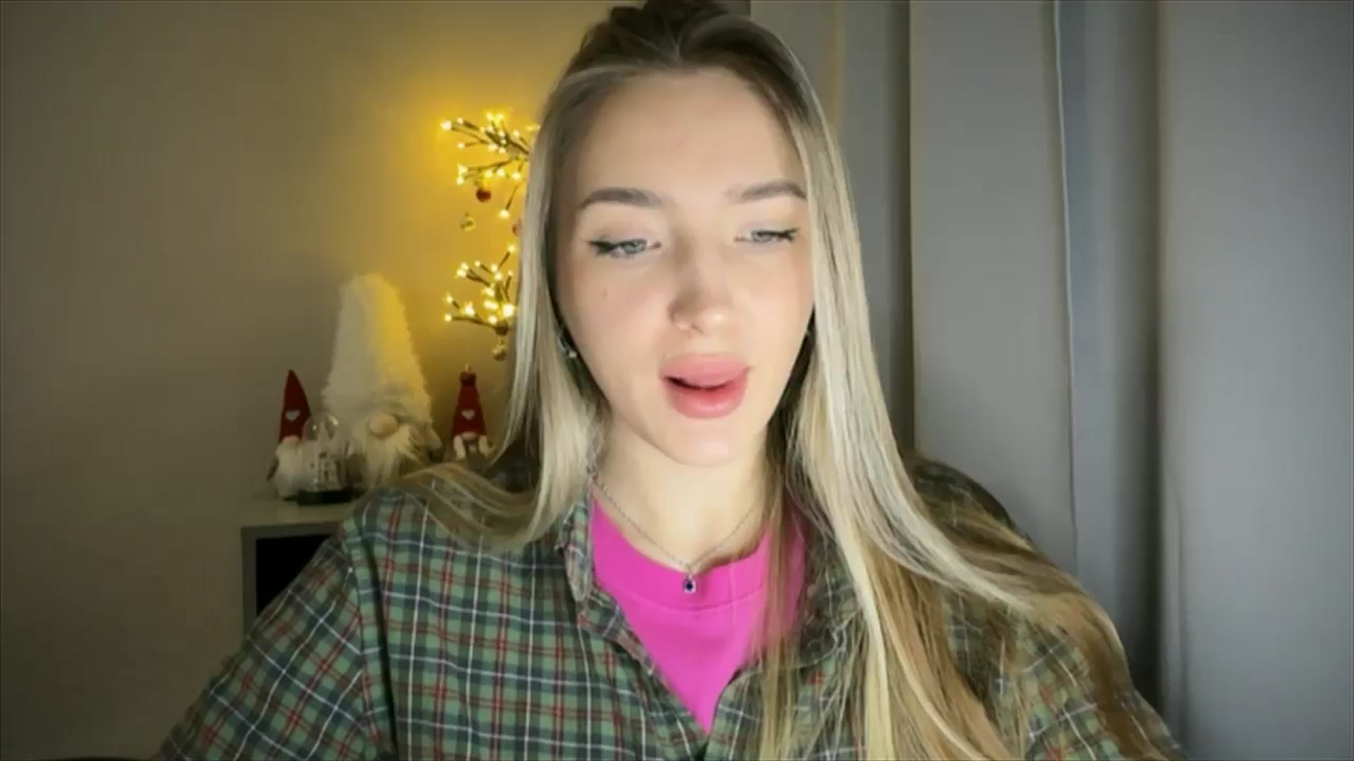 Gallery image thumbnail from My_Diana's myfreecams stream on, 02/11/2025, 20:41 image 6 of 20