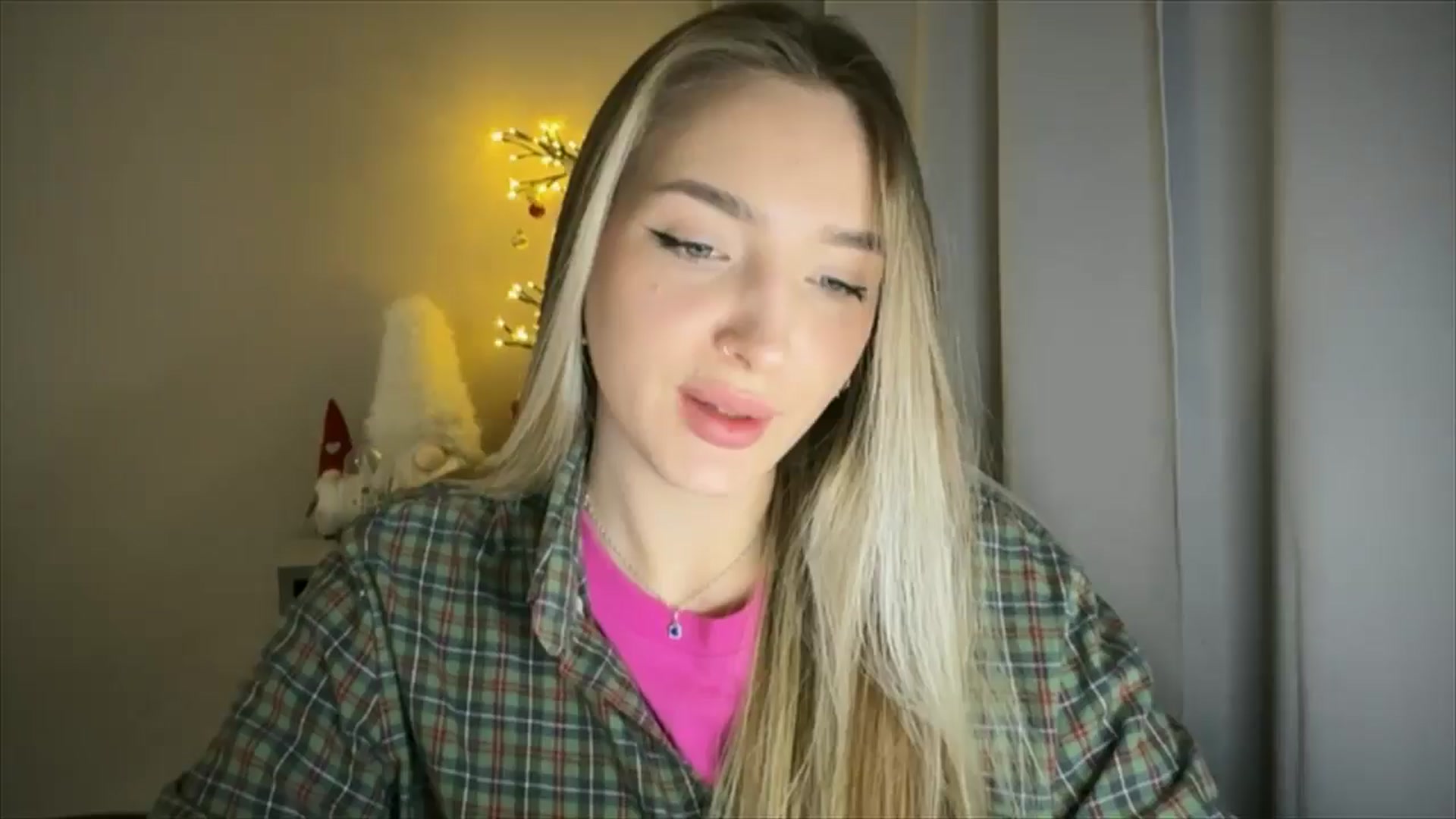 Gallery image thumbnail from My_Diana's myfreecams stream on, 02/11/2025, 20:41 image 2 of 20