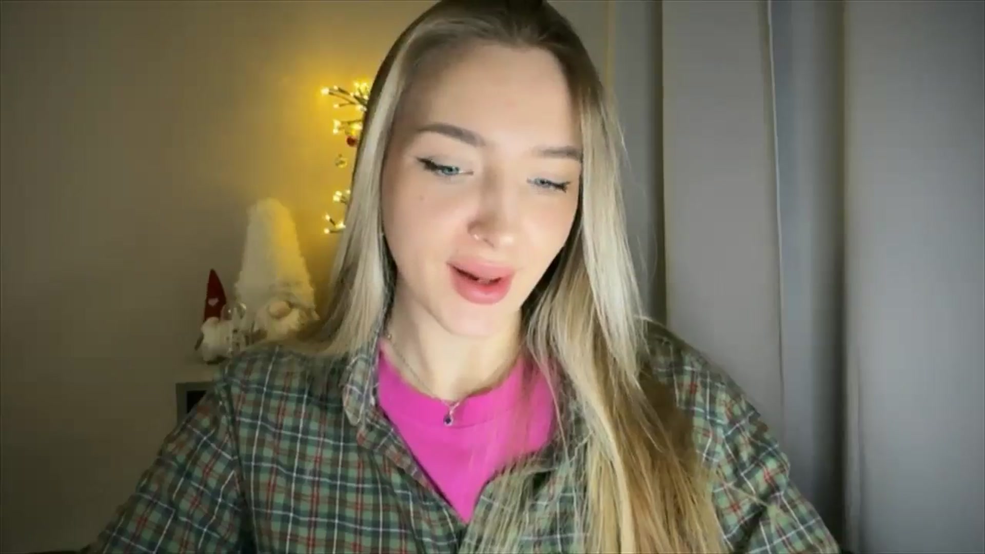 Gallery image thumbnail from My_Diana's myfreecams stream on, 02/11/2025, 20:41 image 15 of 20