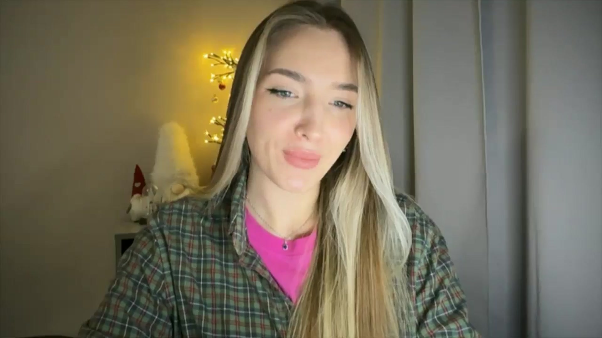 Gallery image thumbnail from My_Diana's myfreecams stream on, 02/11/2025, 20:41 image 3 of 20