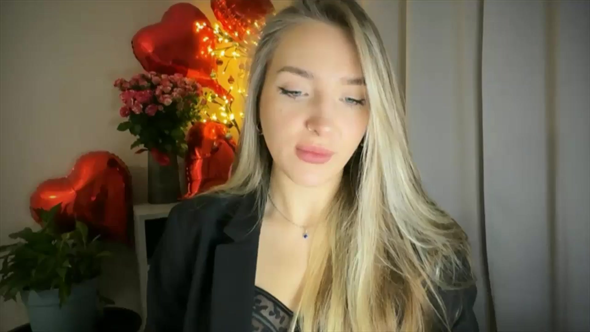 Gallery image thumbnail from My_Diana's myfreecams stream on, 02/14/2025, 15:42 image 16 of 20
