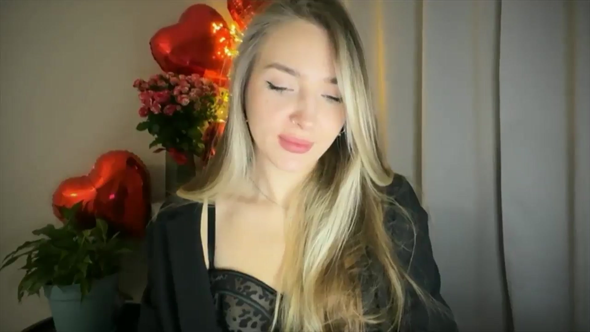 Gallery image thumbnail from My_Diana's myfreecams stream on, 02/14/2025, 15:42 image 15 of 20