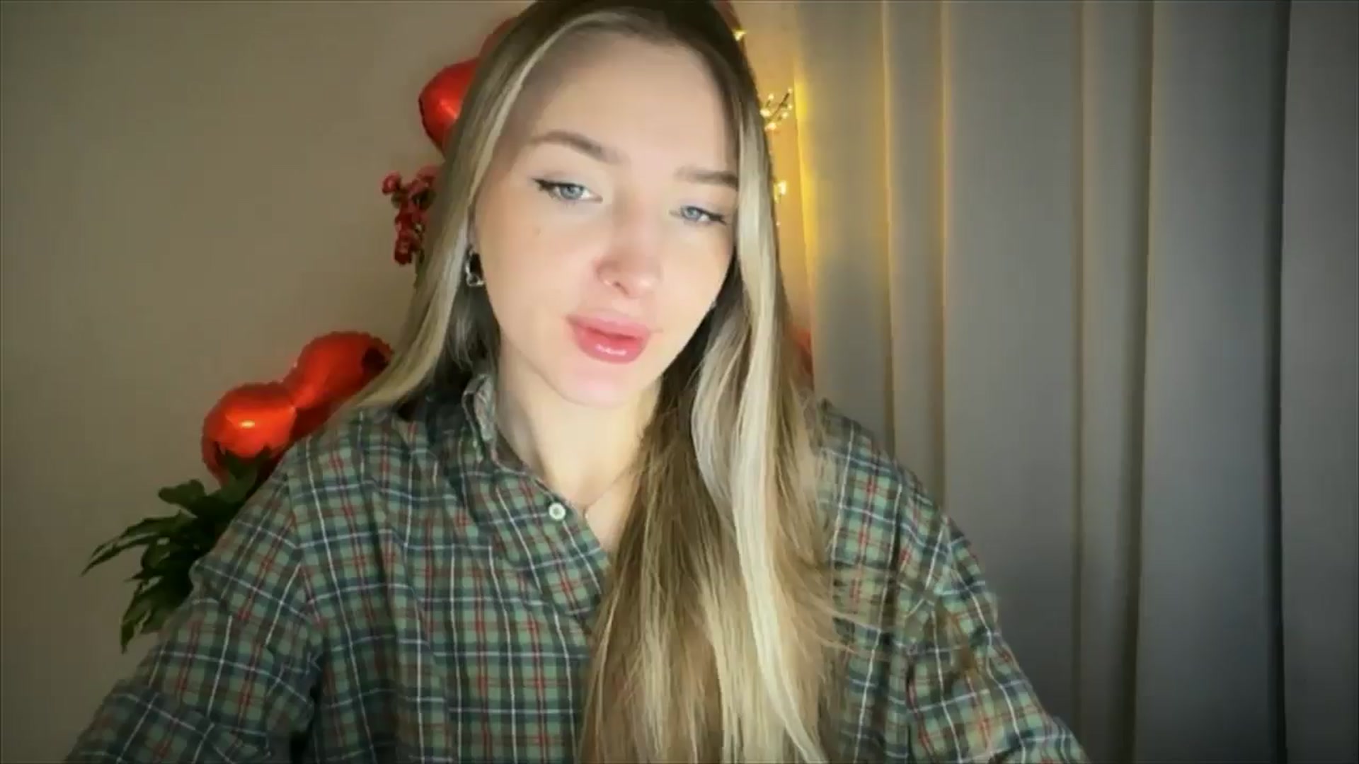 Gallery image thumbnail from My_Diana's myfreecams stream on, 02/16/2025, 16:33 image 2 of 20