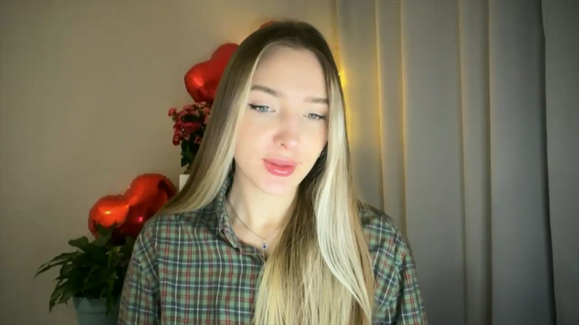 Gallery image thumbnail from My_Diana's myfreecams stream on, 02/16/2025, 16:33 image 5 of 20