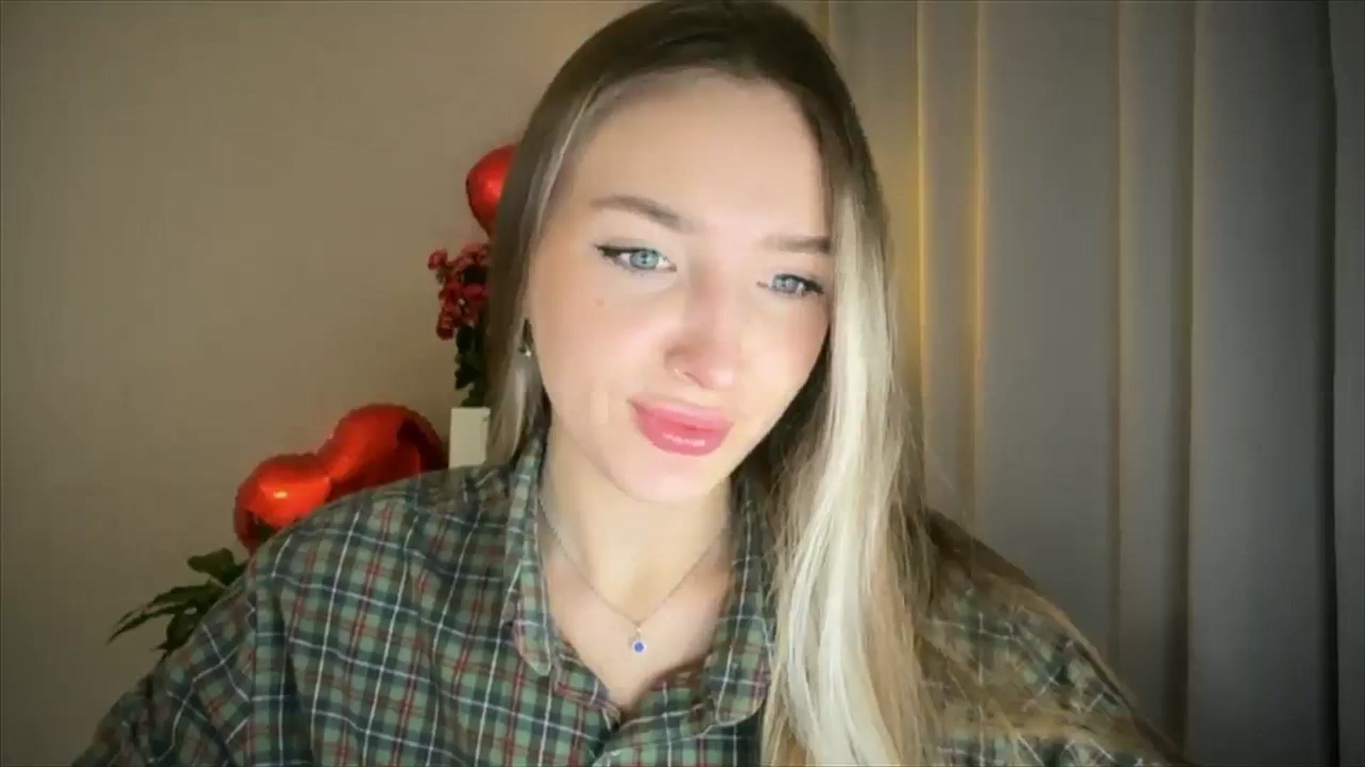 Gallery image thumbnail from My_Diana's myfreecams stream on, 02/16/2025, 16:33 image 16 of 20