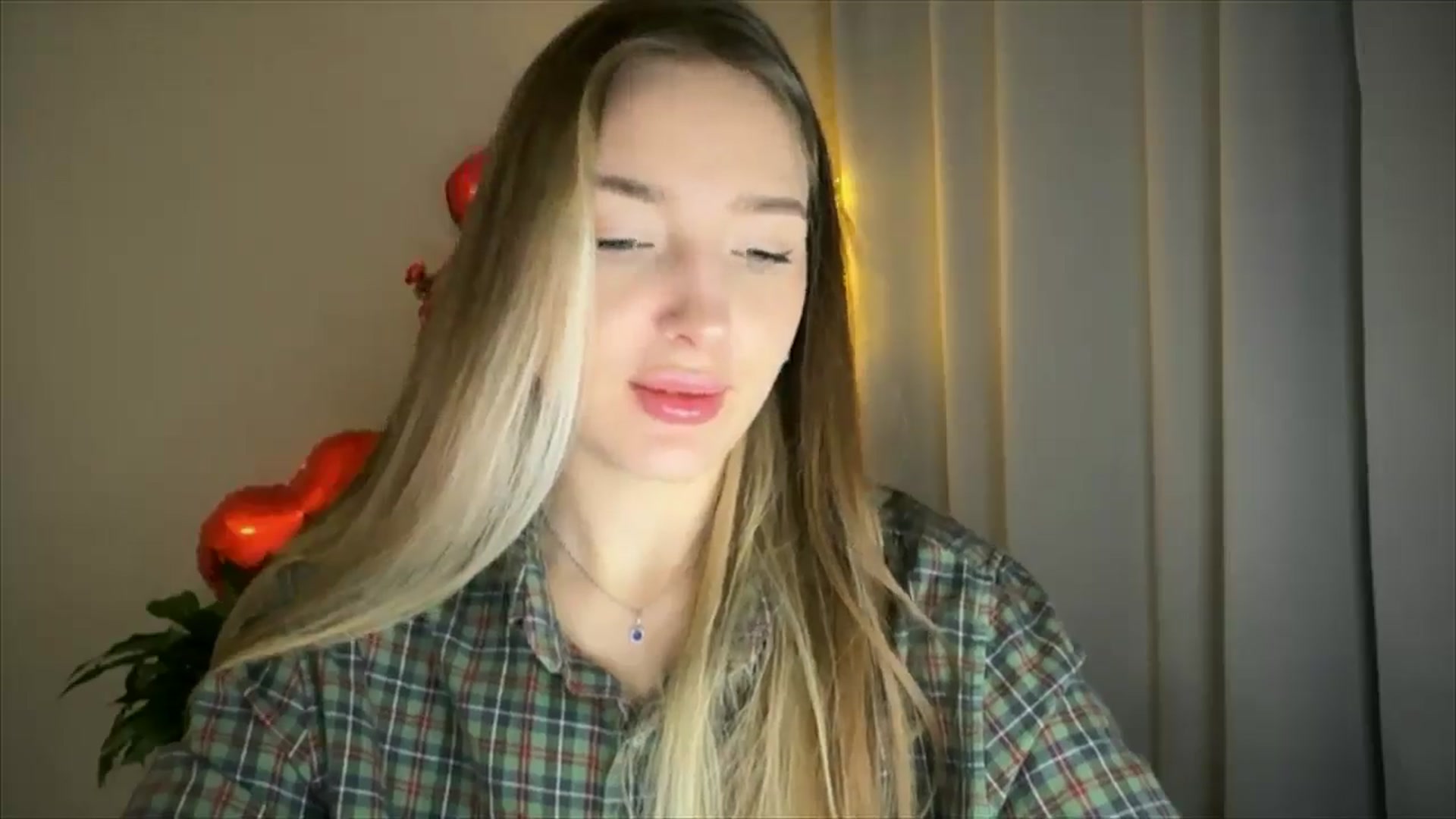 Gallery image thumbnail from My_Diana's myfreecams stream on, 02/16/2025, 16:33 image 9 of 20